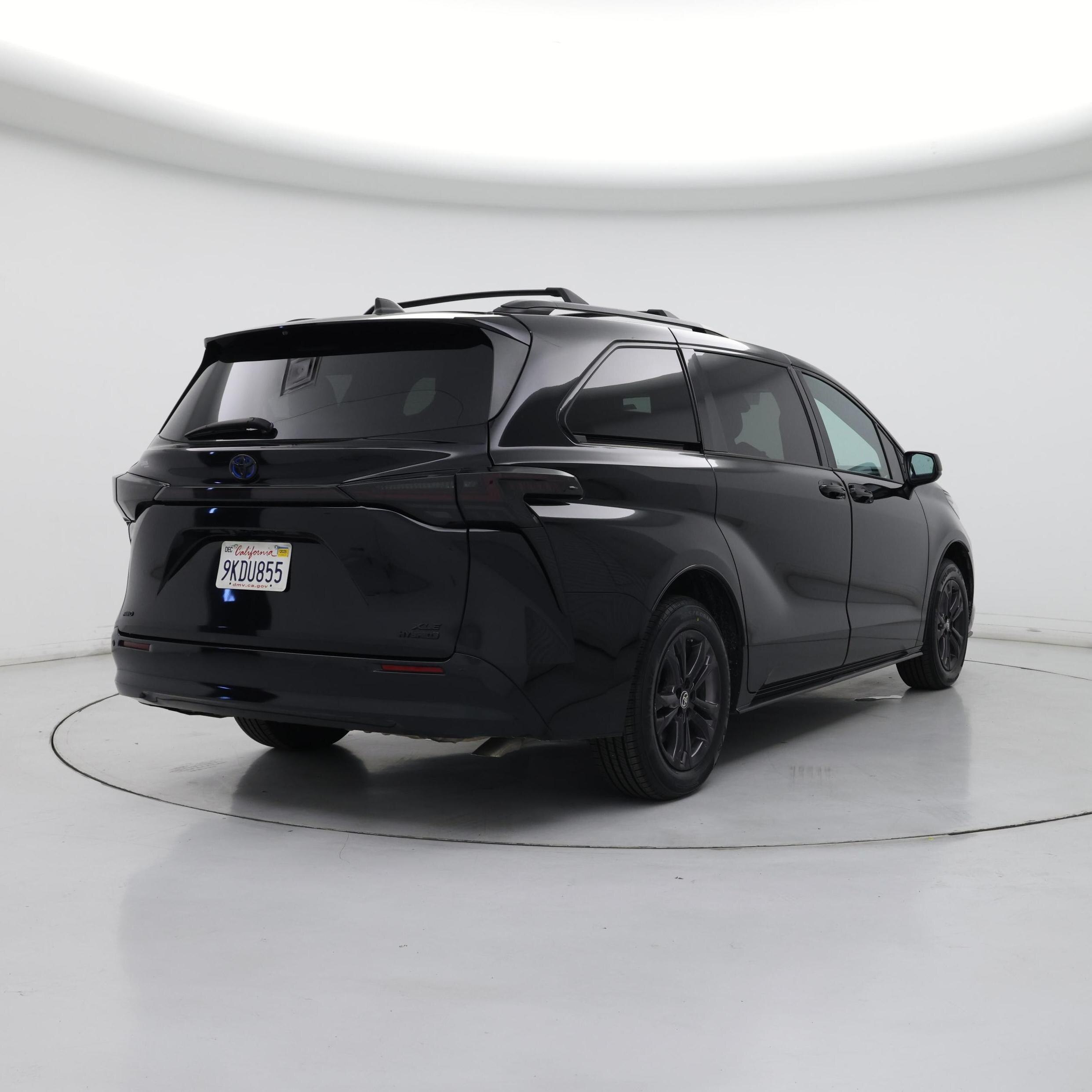 Thumbnail: 2024 Toyota Sienna - 8