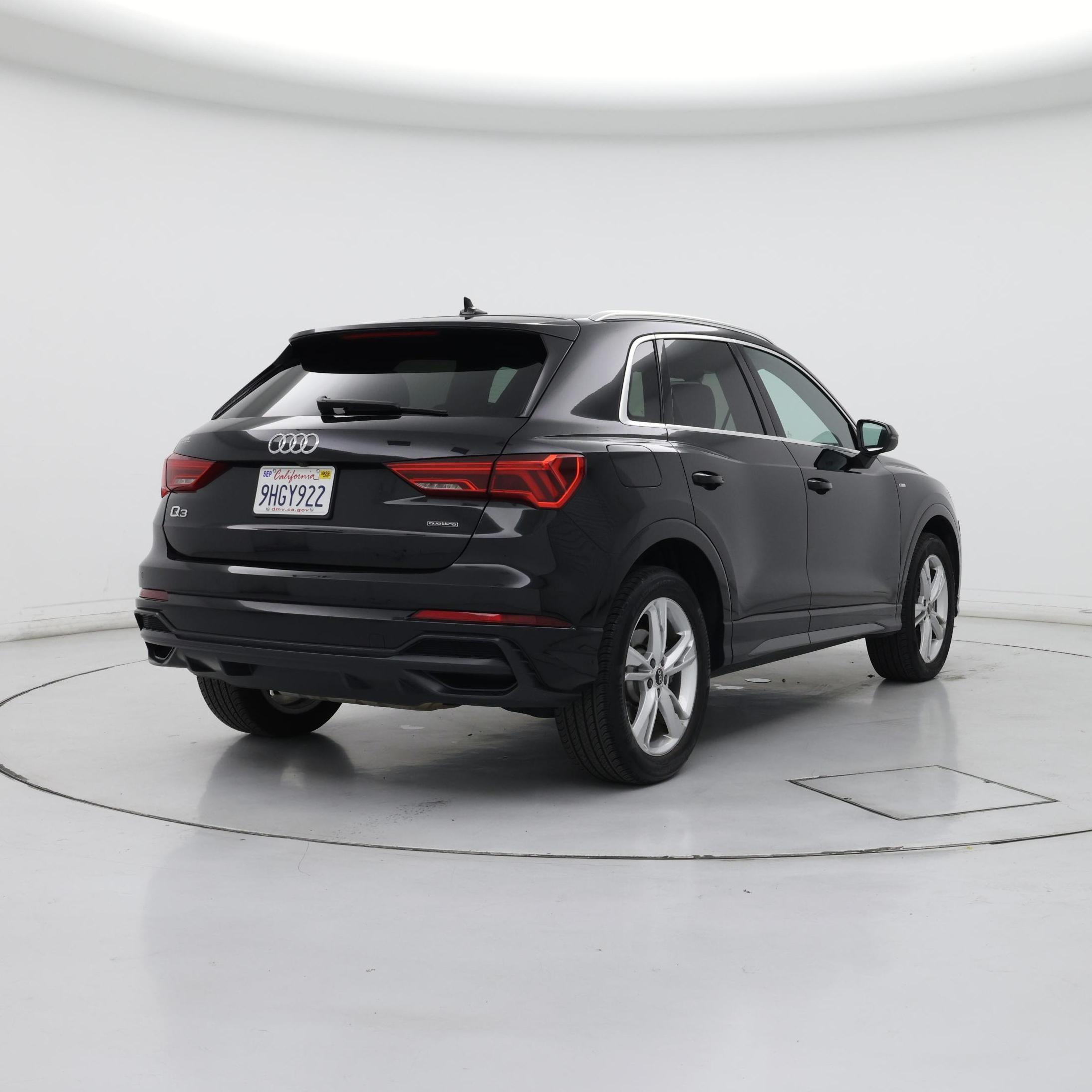 Thumbnail: 2022 Audi Q3 - 8