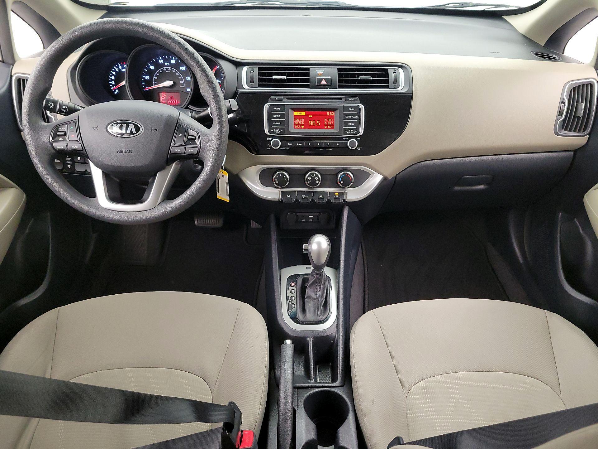 Thumbnail: 2017 Kia Rio - 9