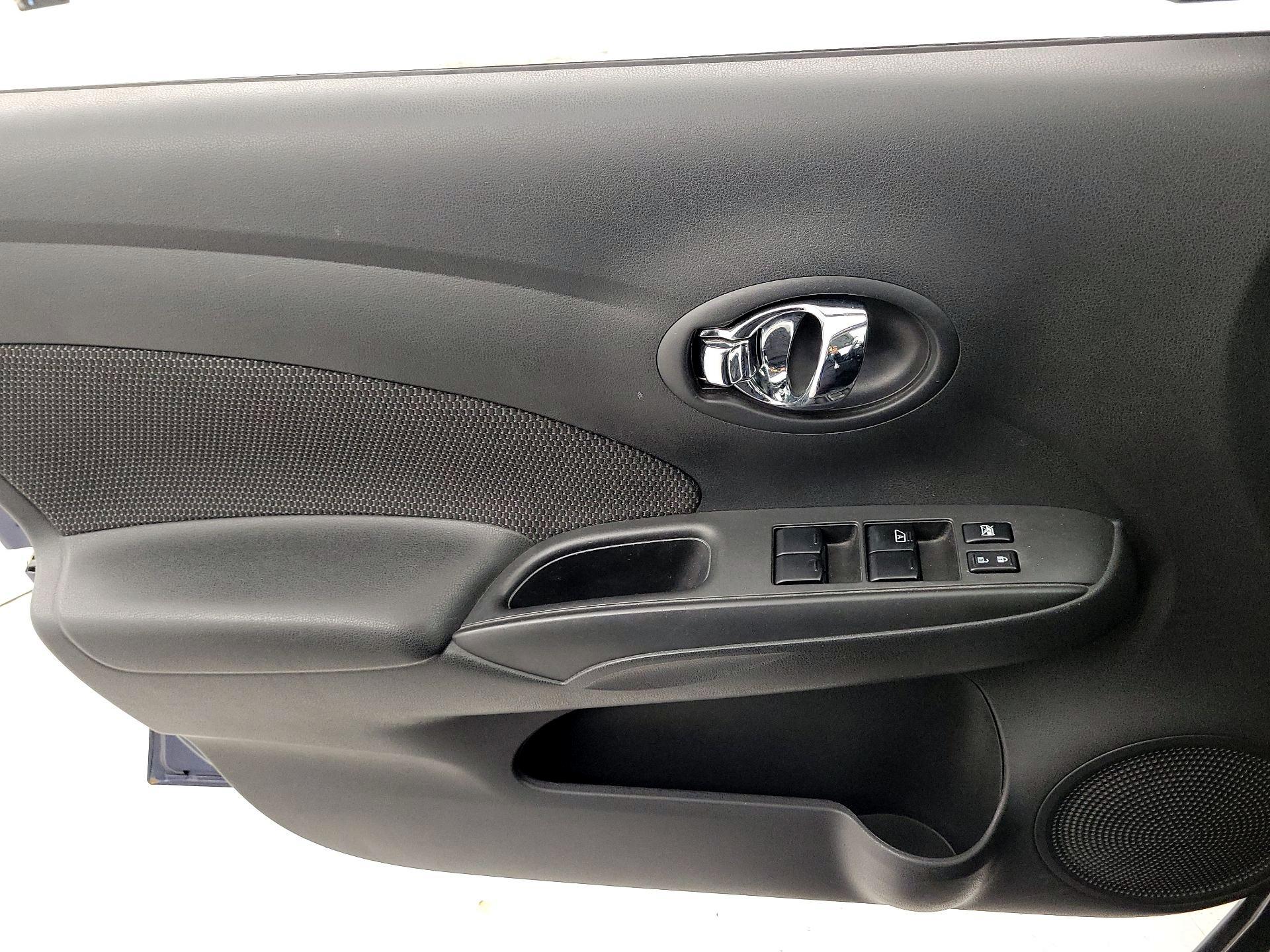 Thumbnail: 2013 Nissan Versa - 12
