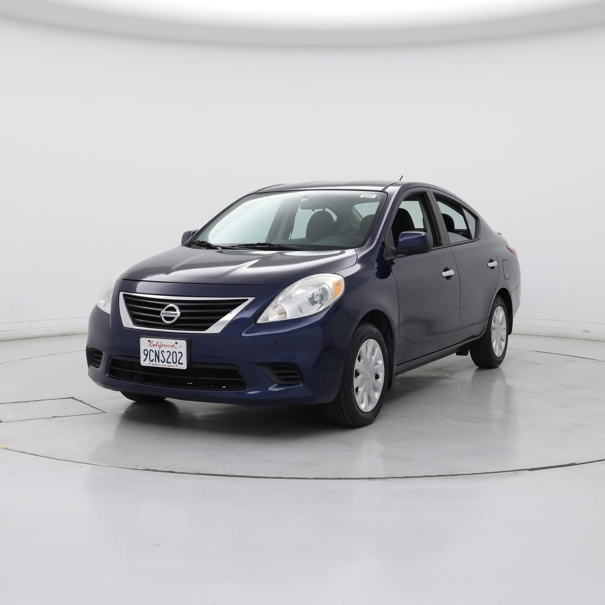 Thumbnail: 2013 Nissan Versa - 4