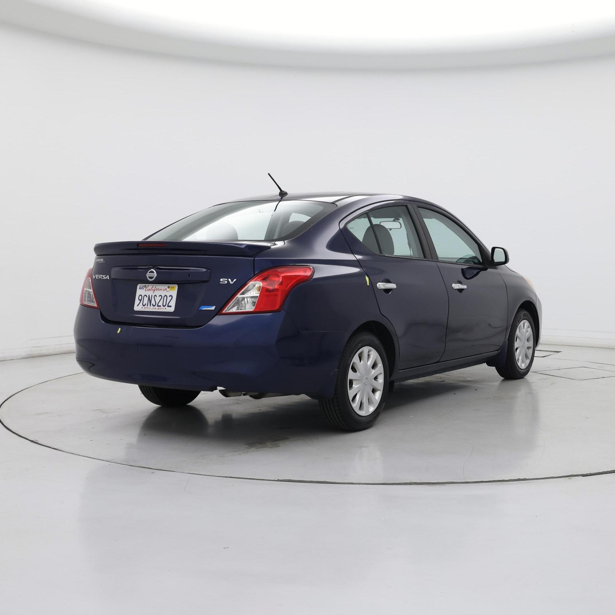 Thumbnail: 2013 Nissan Versa - 8