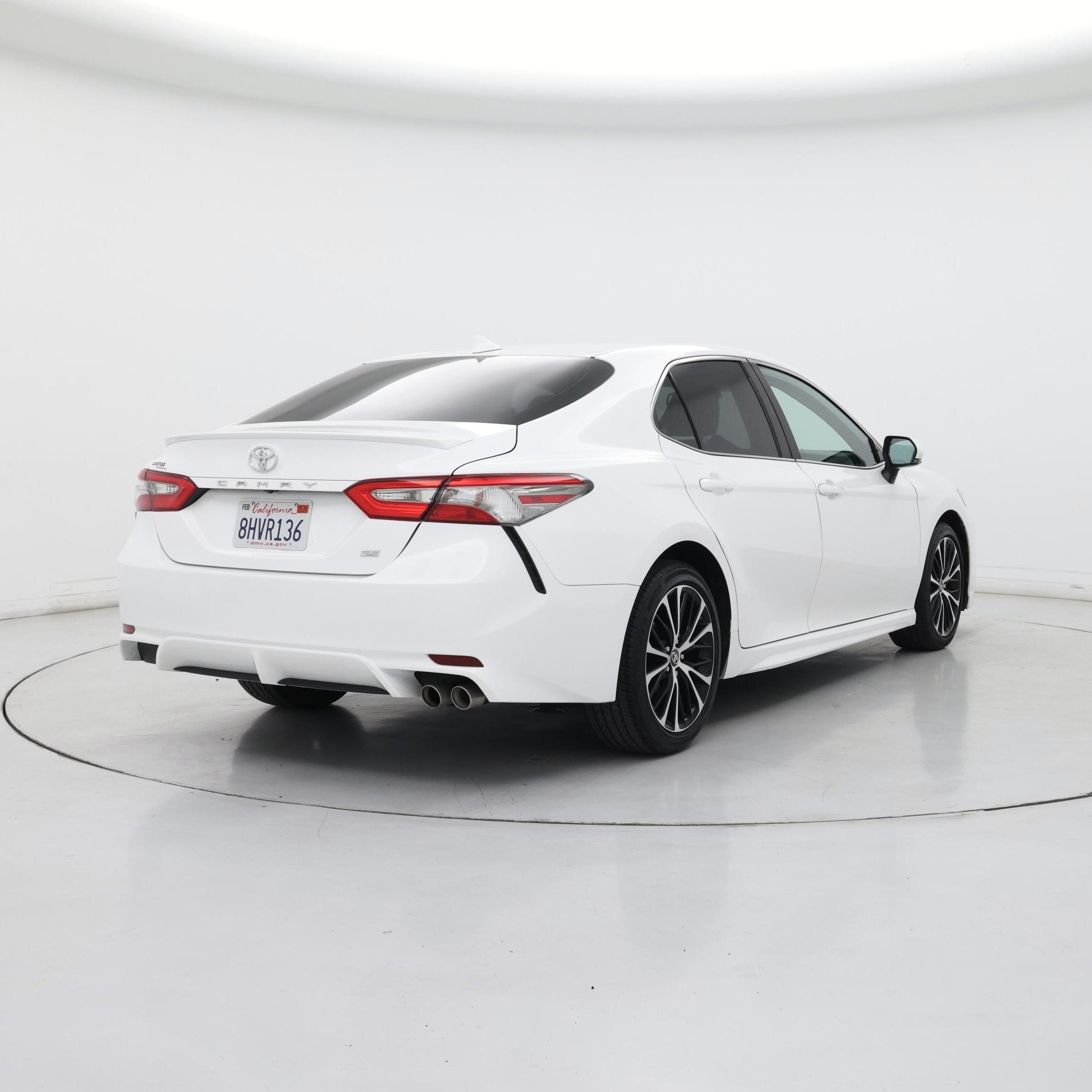 Thumbnail: 2019 Toyota Camry - 8