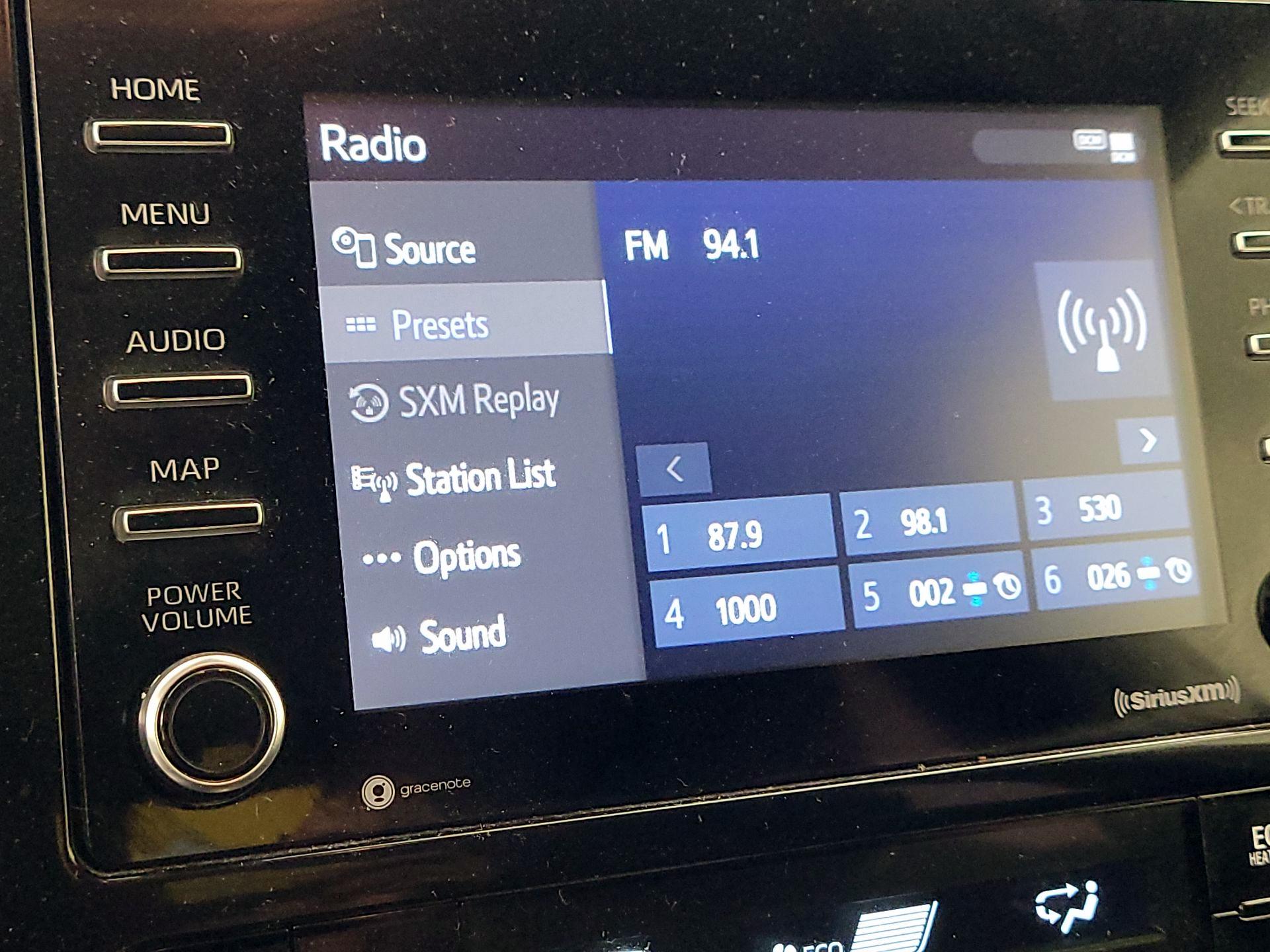 Thumbnail: 2021 Toyota Prius - 15