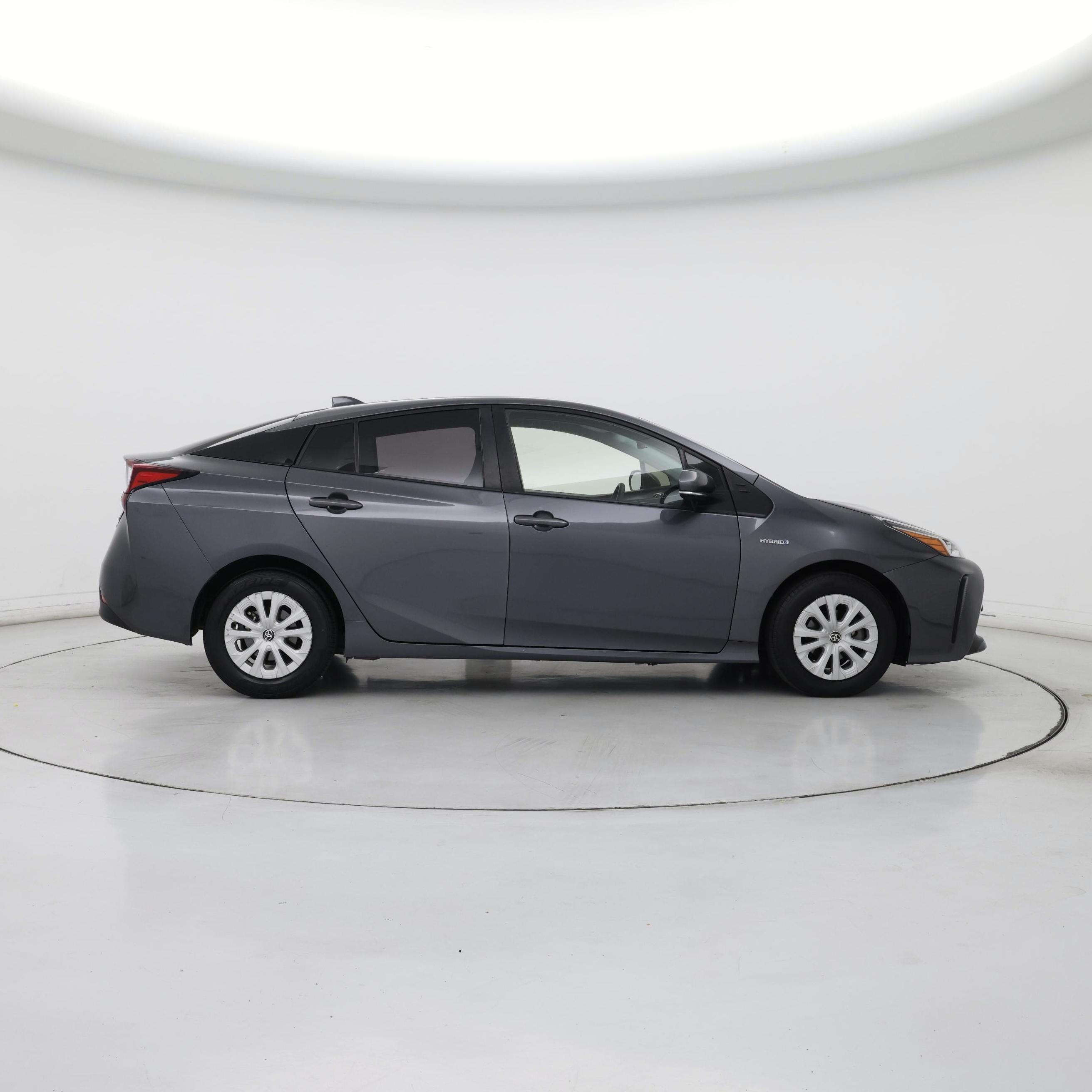 Thumbnail: 2021 Toyota Prius - 7