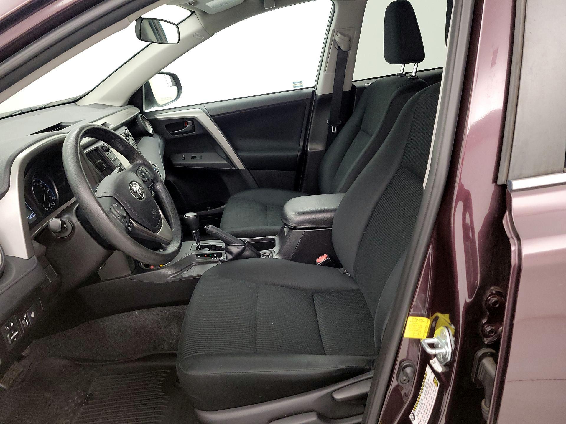 Thumbnail: 2017 Toyota RAV4 - 11