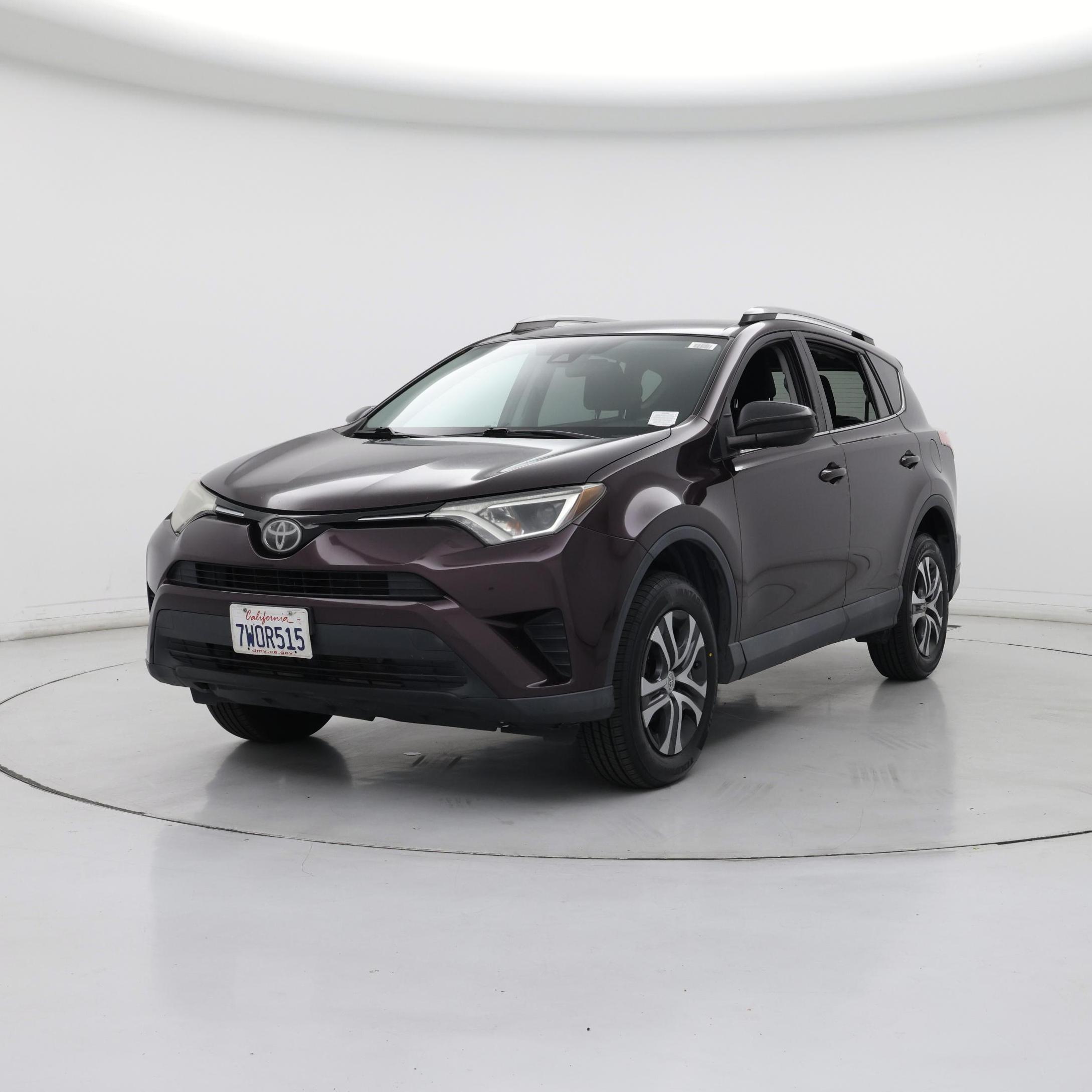 Thumbnail: 2017 Toyota RAV4 - 4