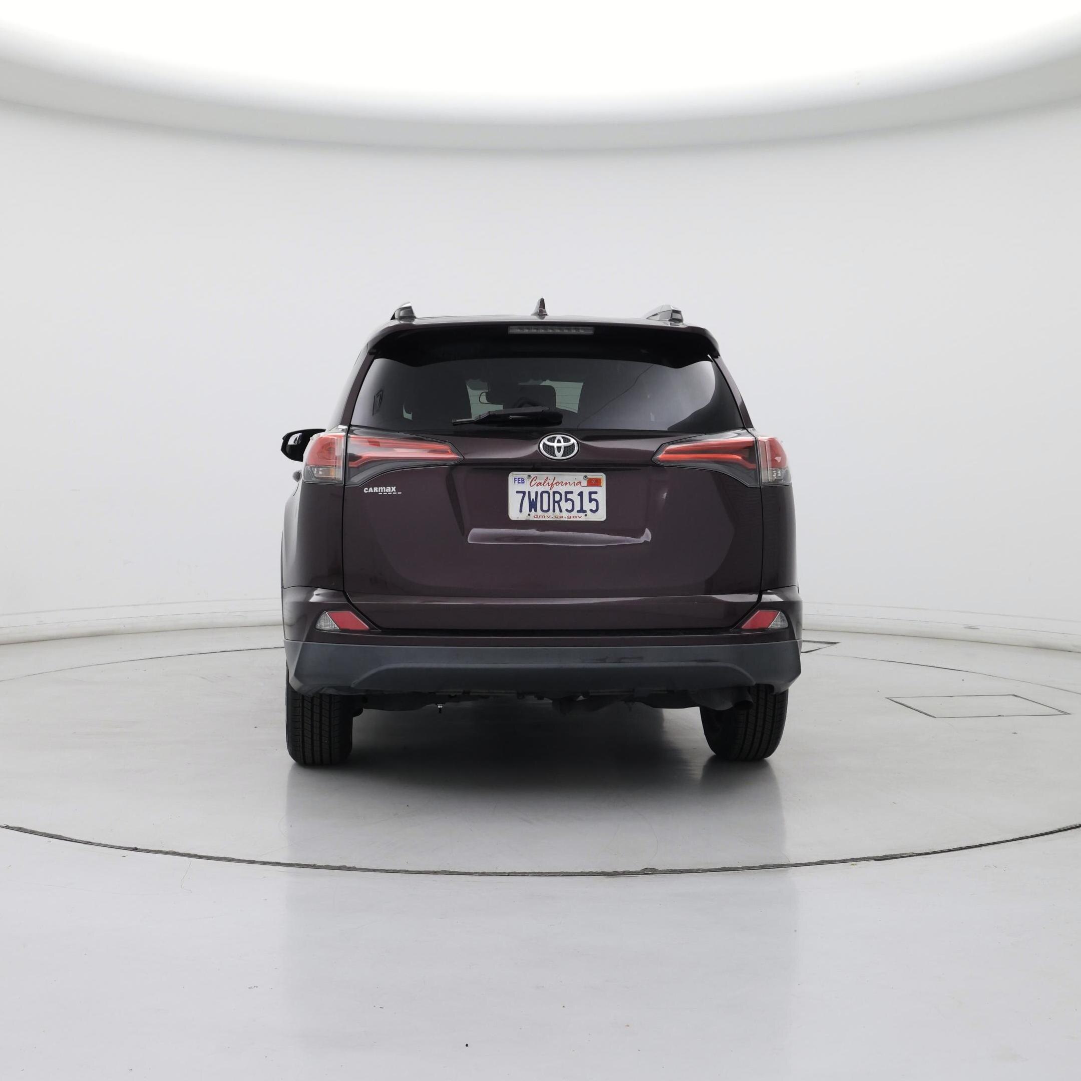 Thumbnail: 2017 Toyota RAV4 - 6
