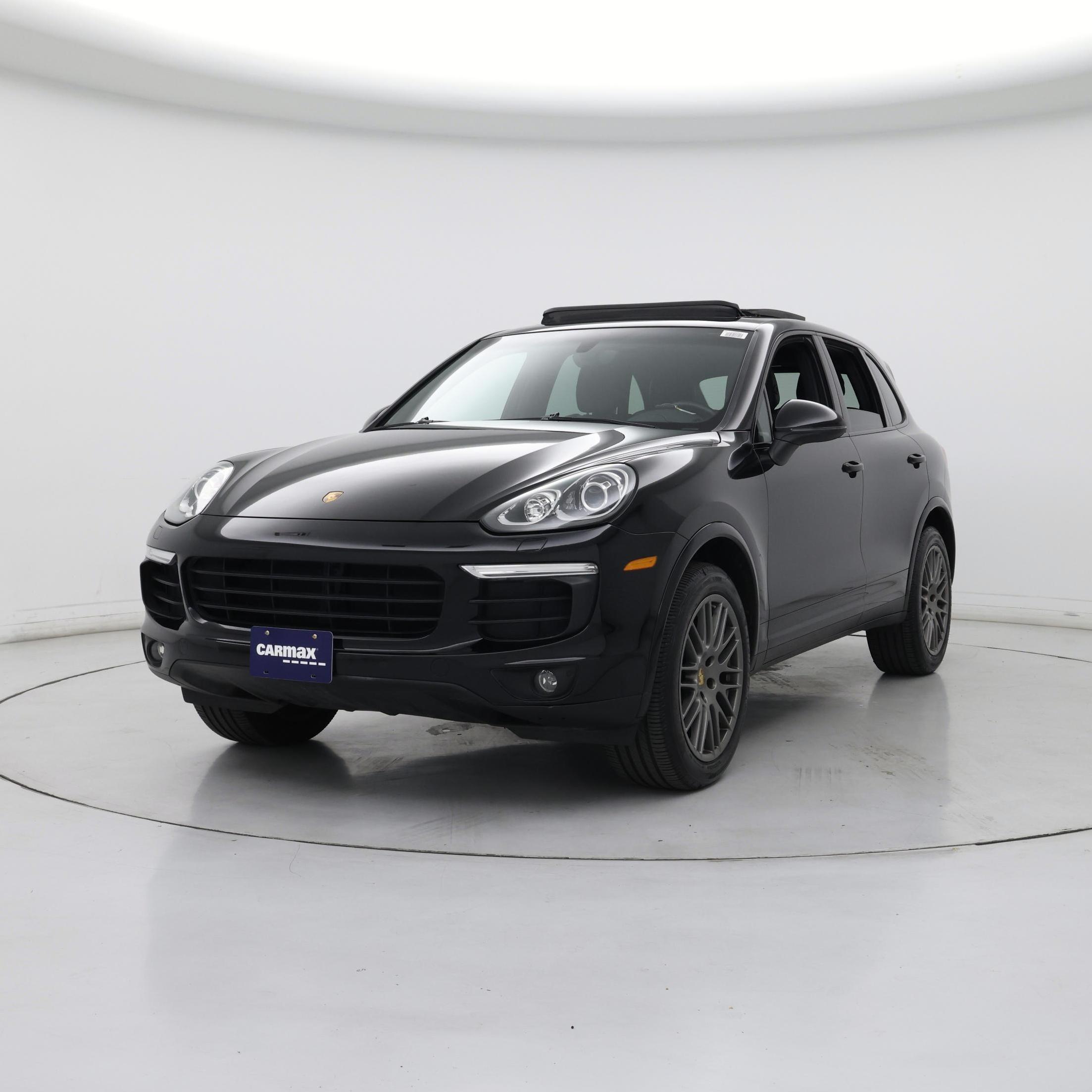 Thumbnail: 2017 Porsche Cayenne - 4
