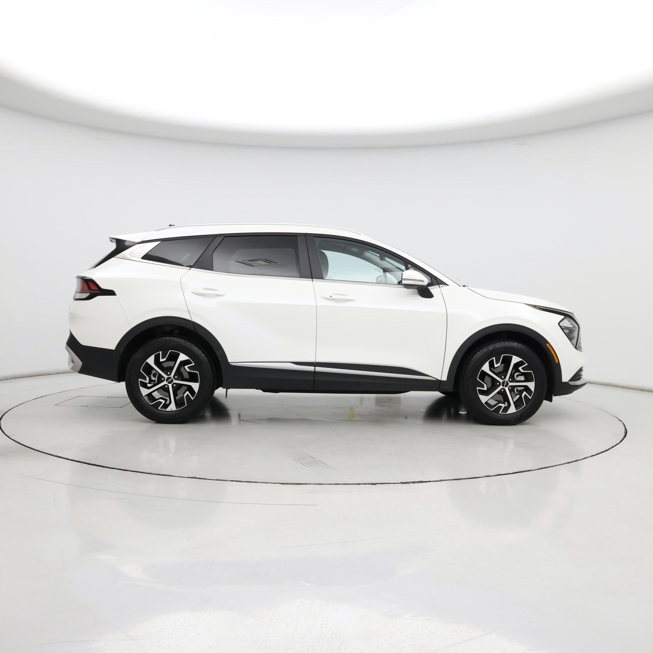 Thumbnail: 2023 Kia Sportage - 7
