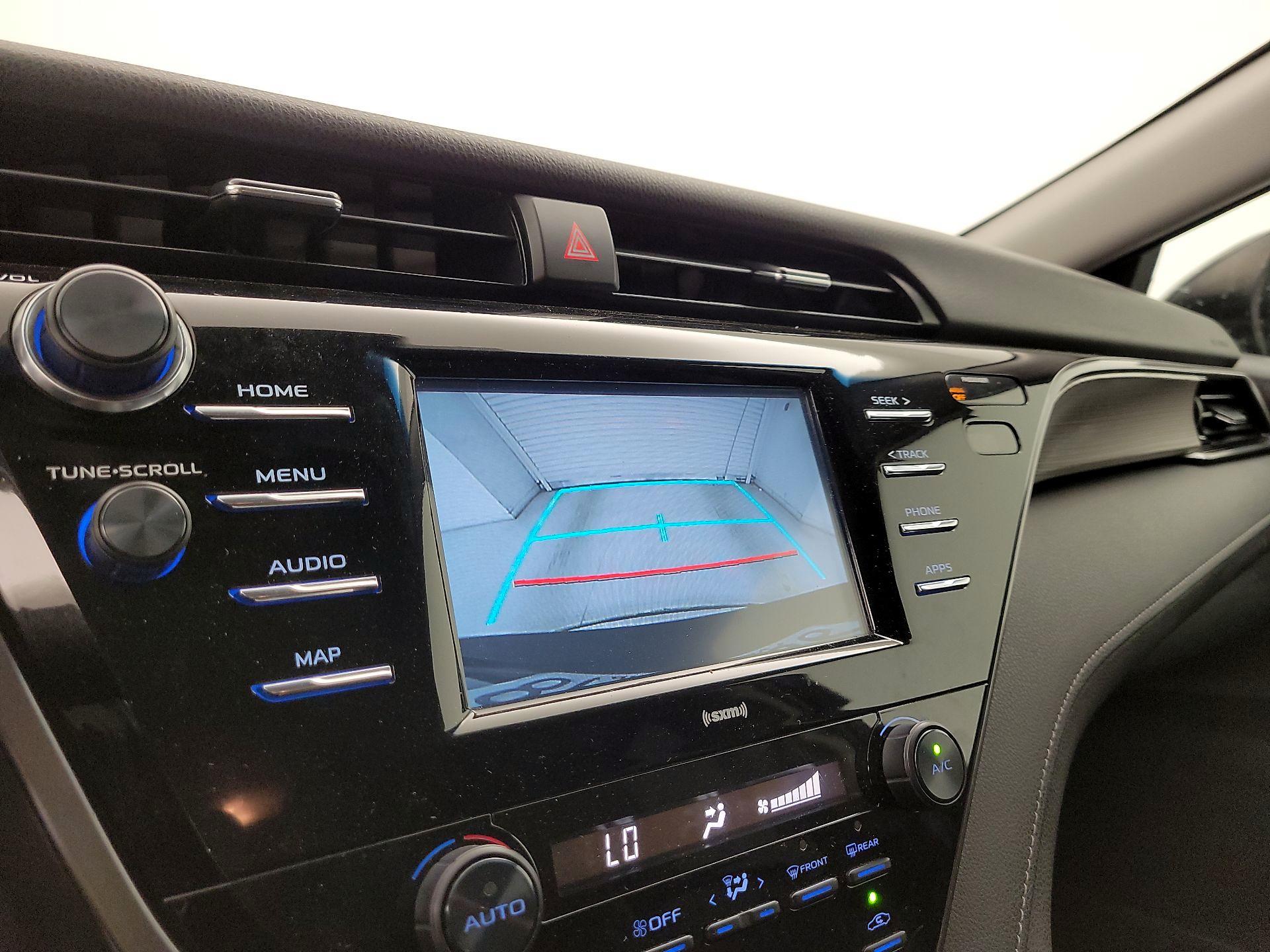 Thumbnail: 2020 Toyota Camry - 14