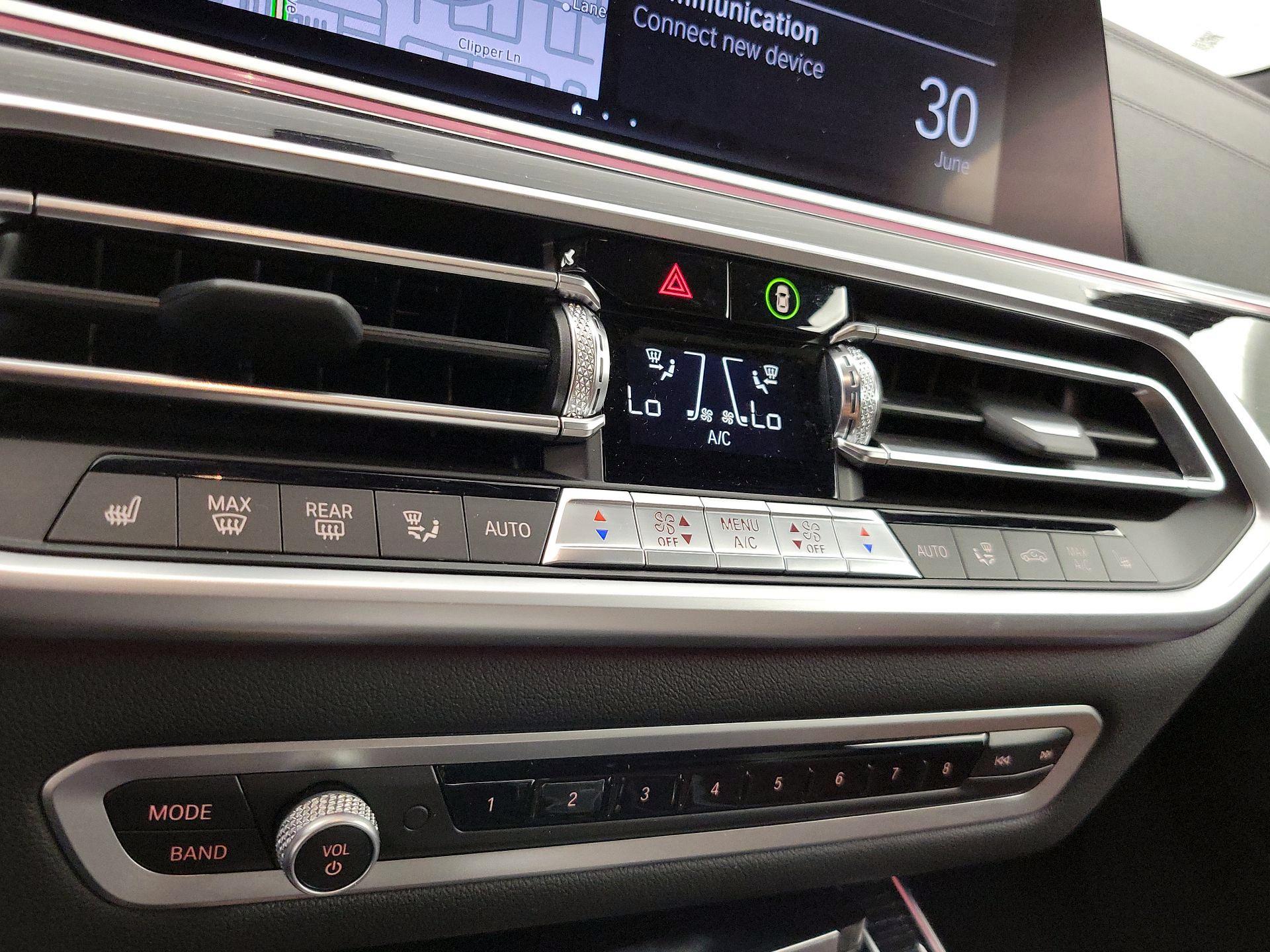 Thumbnail: 2022 BMW X7 - 17