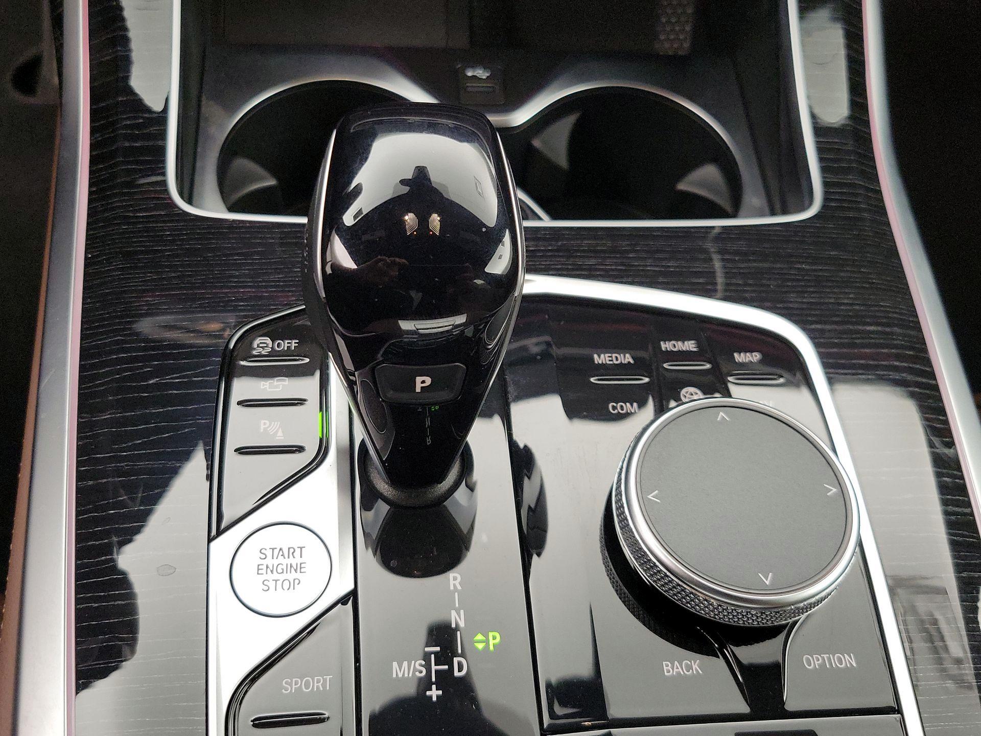Thumbnail: 2022 BMW X7 - 18