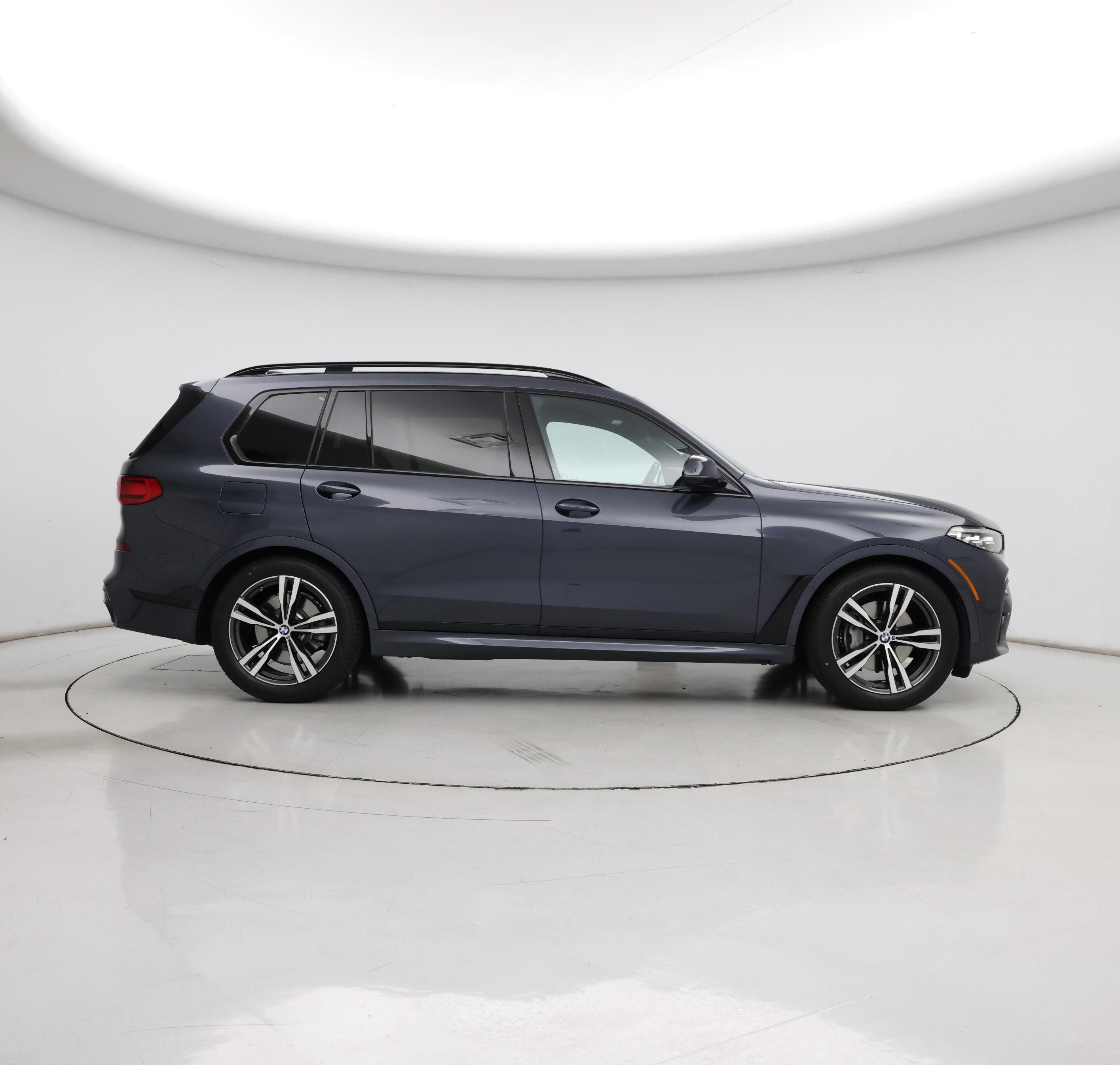 Thumbnail: 2022 BMW X7 - 7