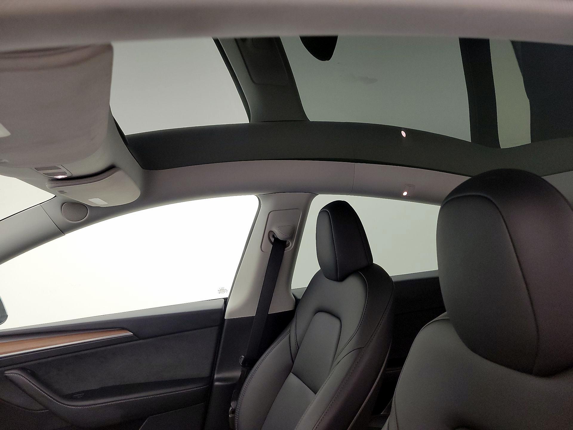 Thumbnail: 2024 Tesla Model Y - 17