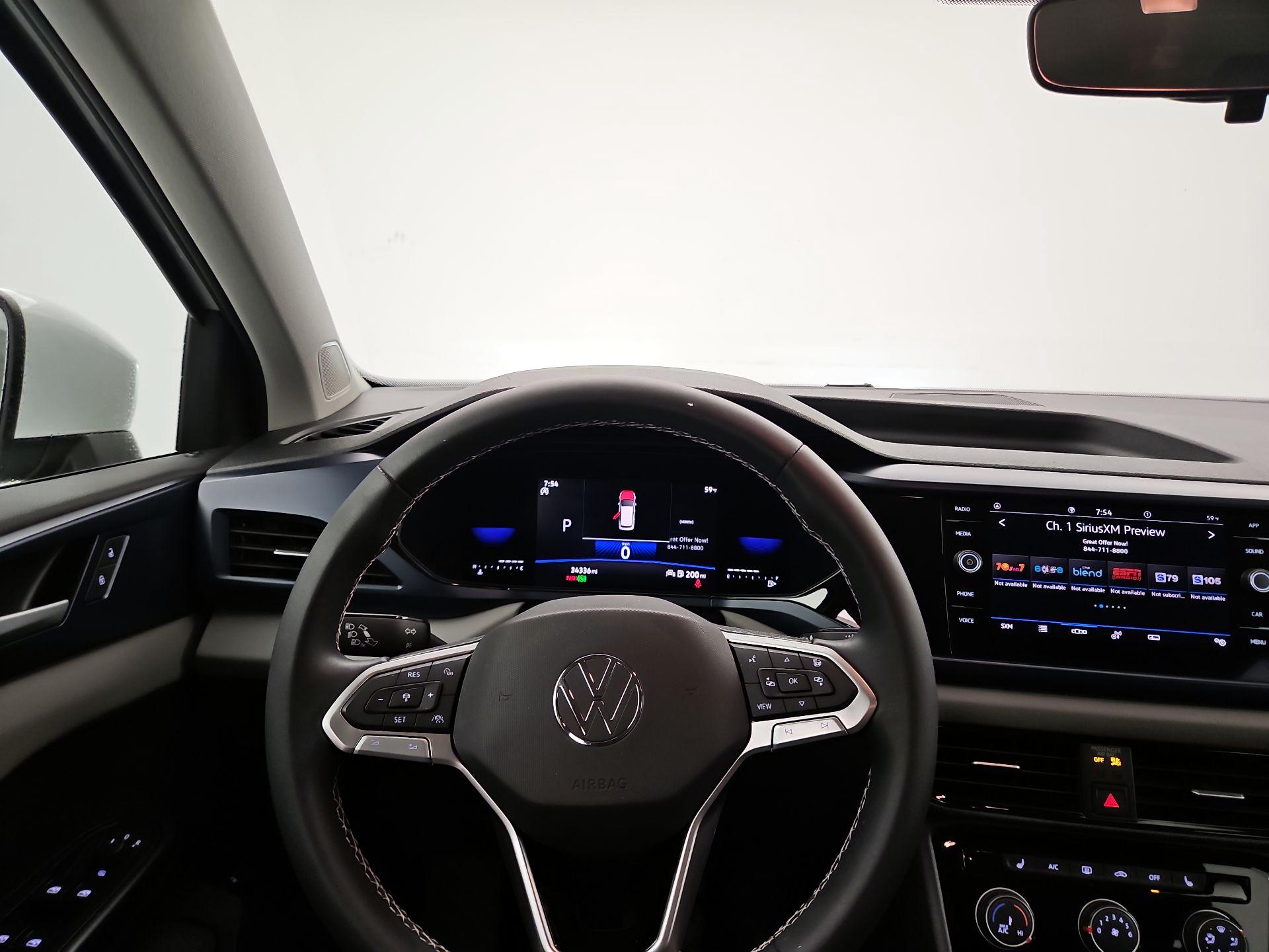 Thumbnail: 2023 Volkswagen Taos - 10