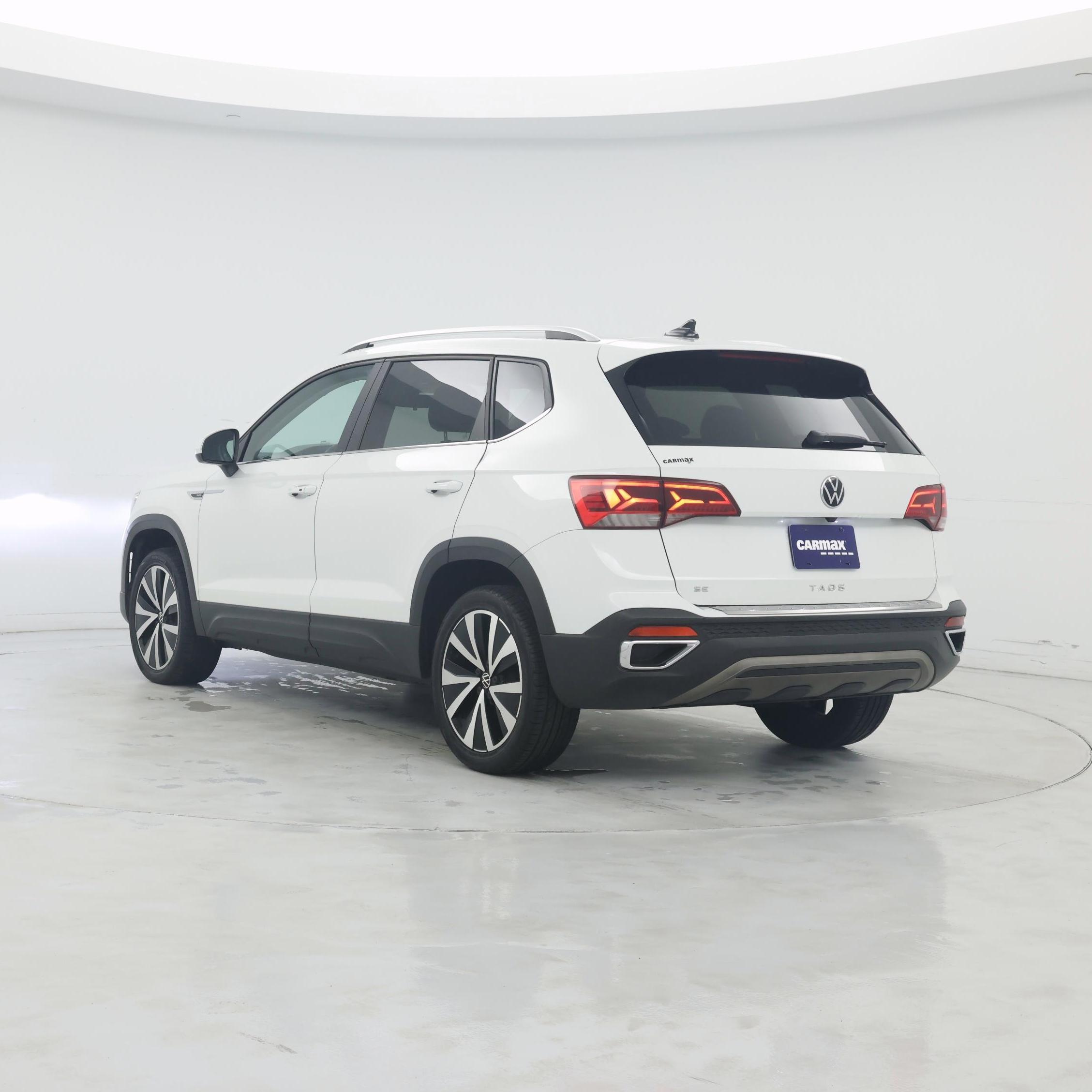 Thumbnail: 2023 Volkswagen Taos - 2