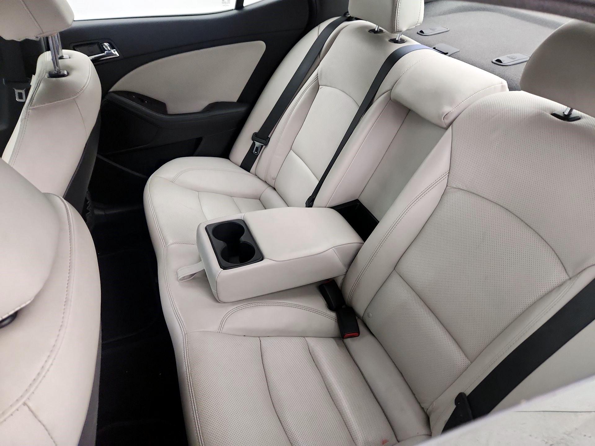 Thumbnail: 2013 Kia Optima - 20