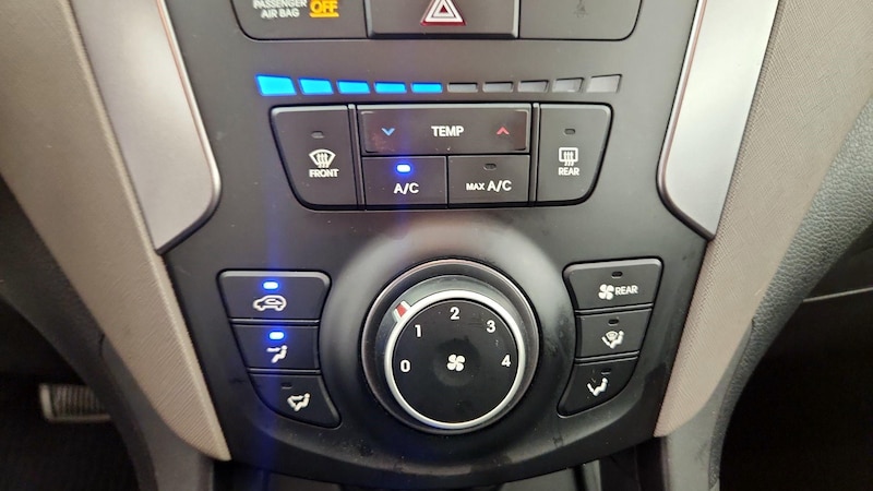 2013 Hyundai Santa Fe GLS 15