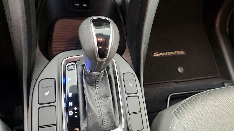 2013 Hyundai Santa Fe GLS 16
