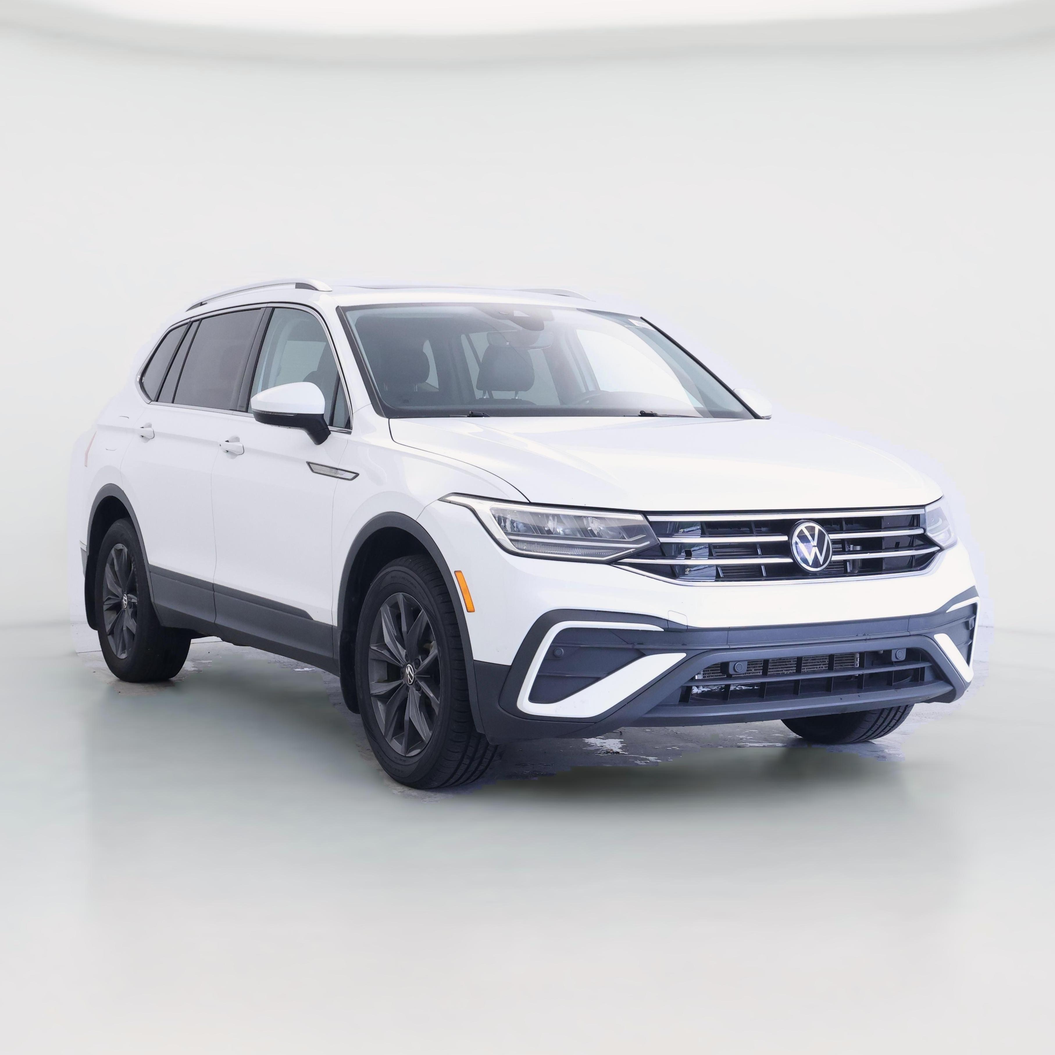 Thumbnail: 2022 Volkswagen Tiguan - 1