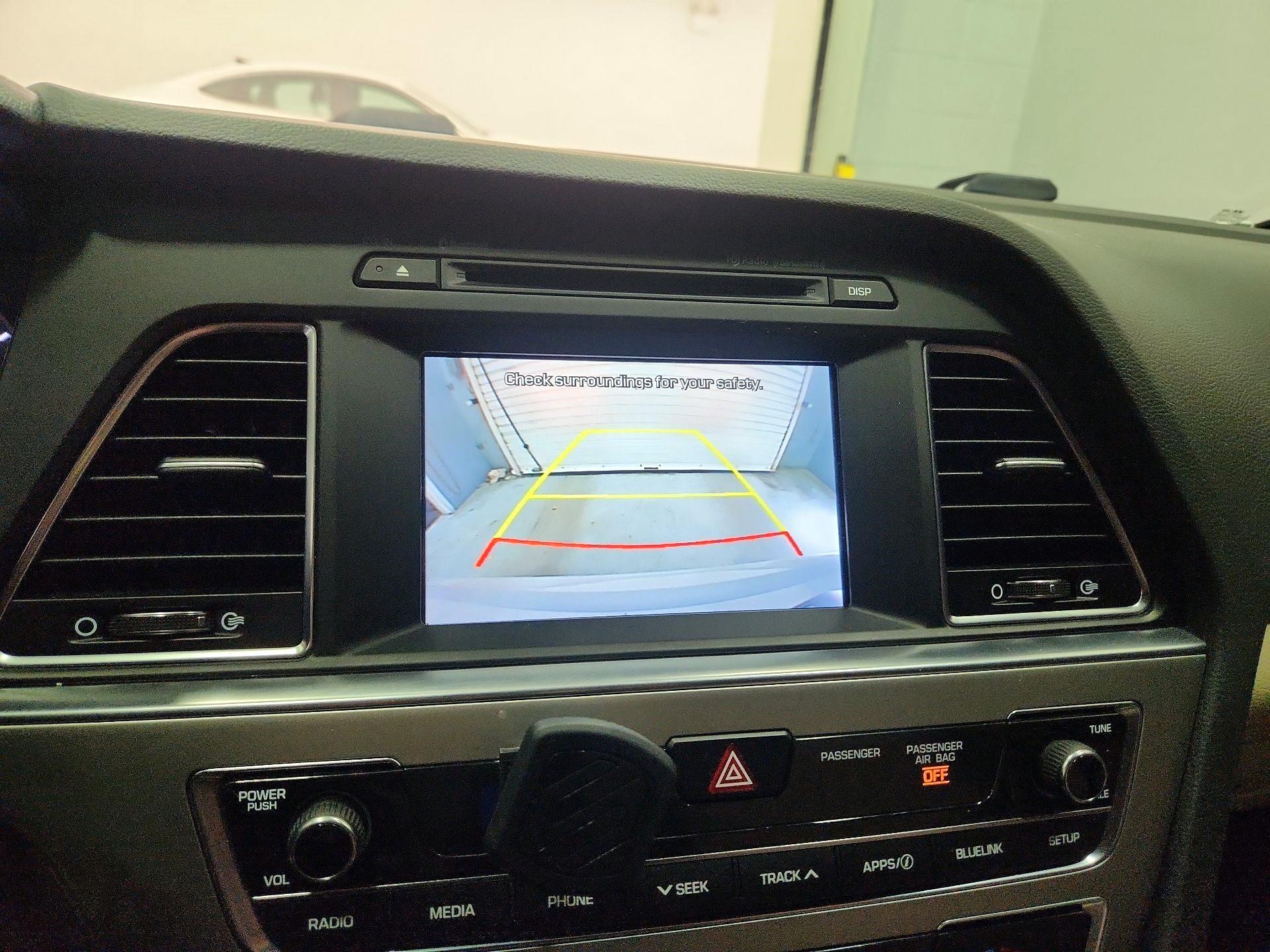 Thumbnail: 2016 Hyundai Sonata - 14