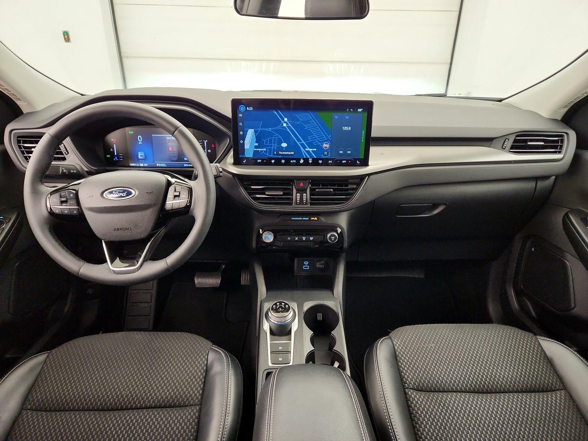 Thumbnail: 2023 Ford Escape - 9