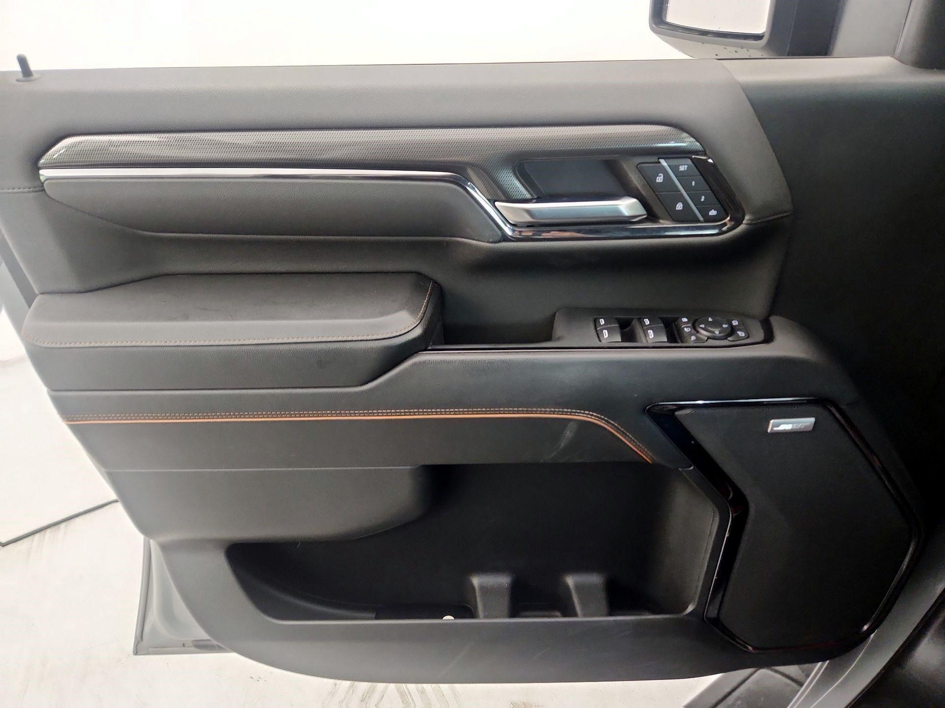 Thumbnail: 2024 GMC Sierra 2500 - 12