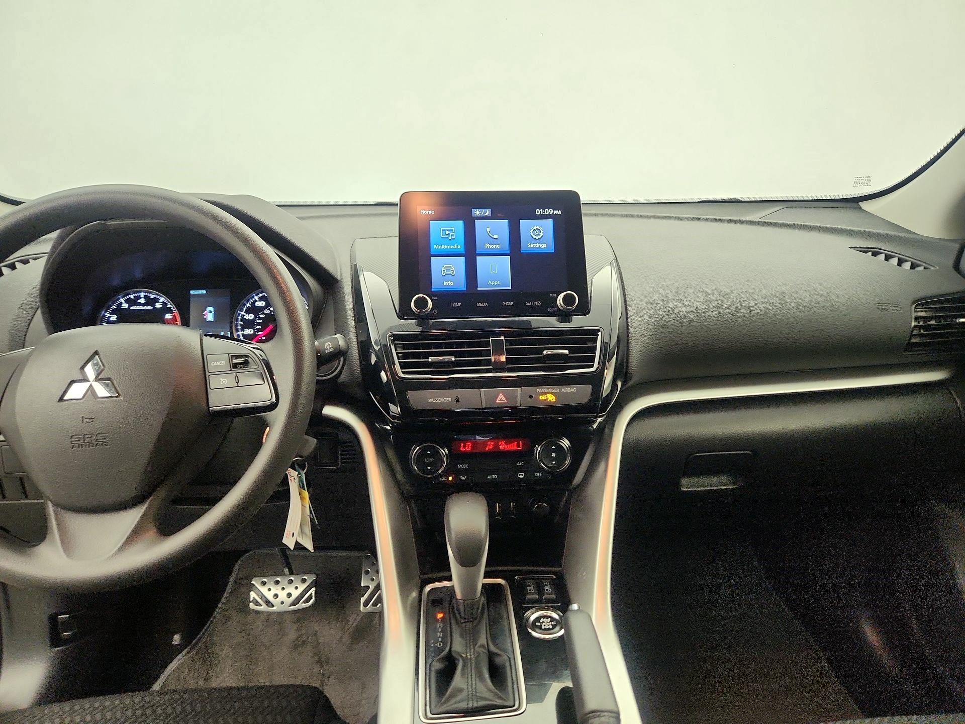 Thumbnail: 2022 Mitsubishi Eclipse Cross - 9