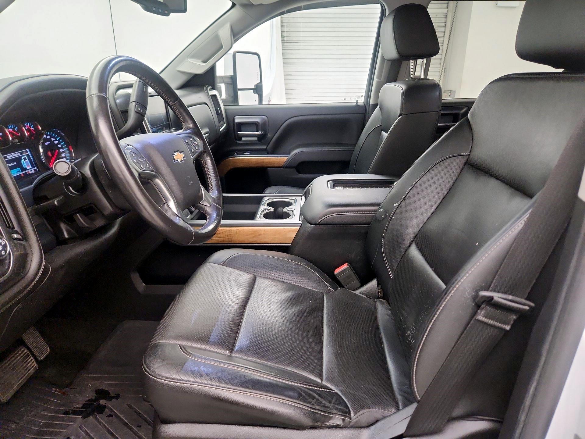 Thumbnail: 2018 Chevrolet Silverado 3500 - 11