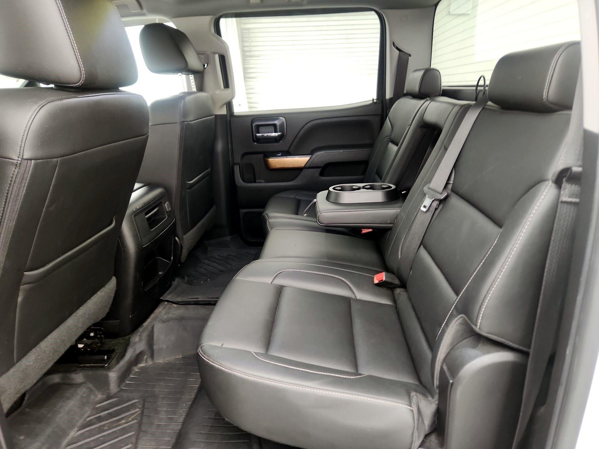 Thumbnail: 2018 Chevrolet Silverado 3500 - 20