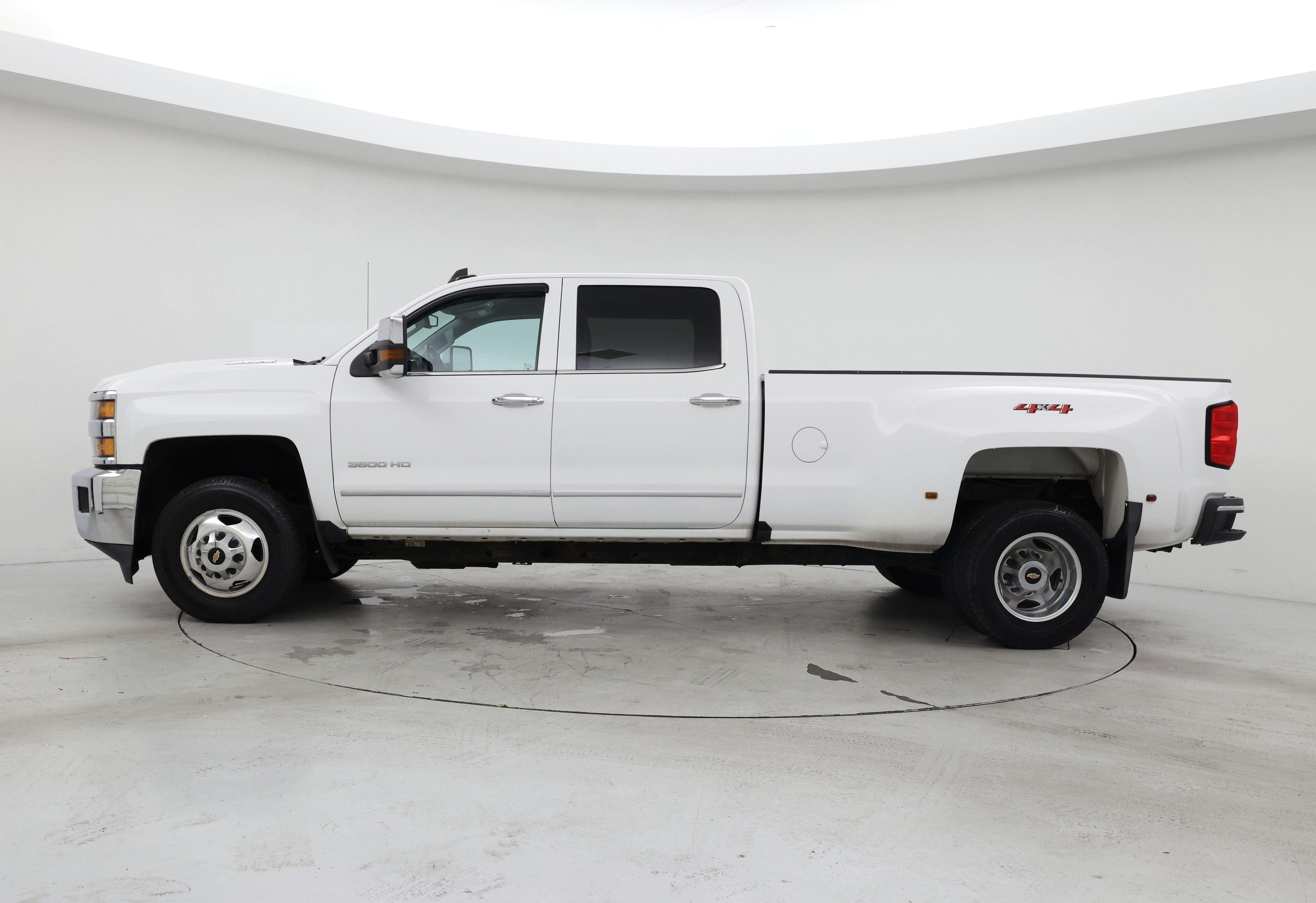 Thumbnail: 2018 Chevrolet Silverado 3500 - 3