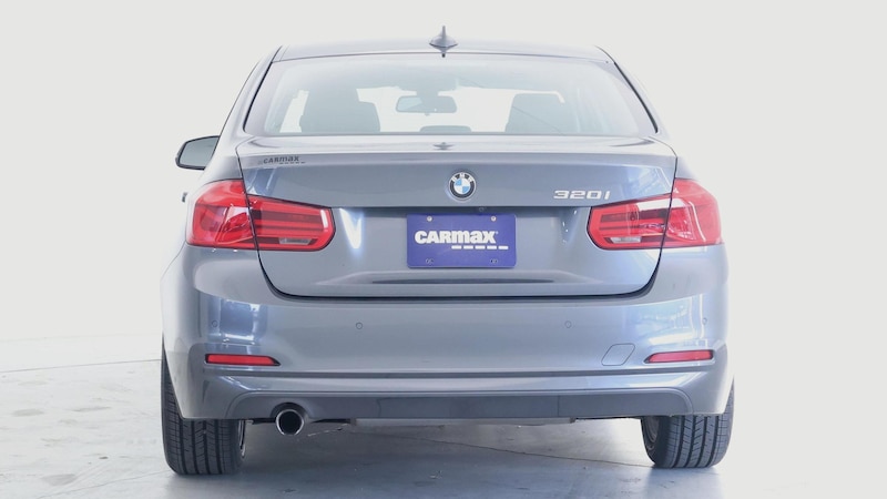 2017 BMW 3 Series 320i 6