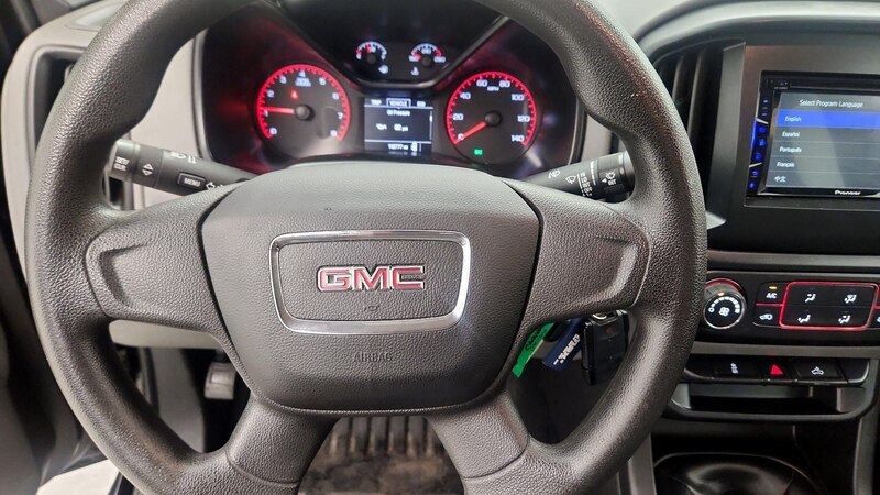 2016 GMC Canyon SL 10