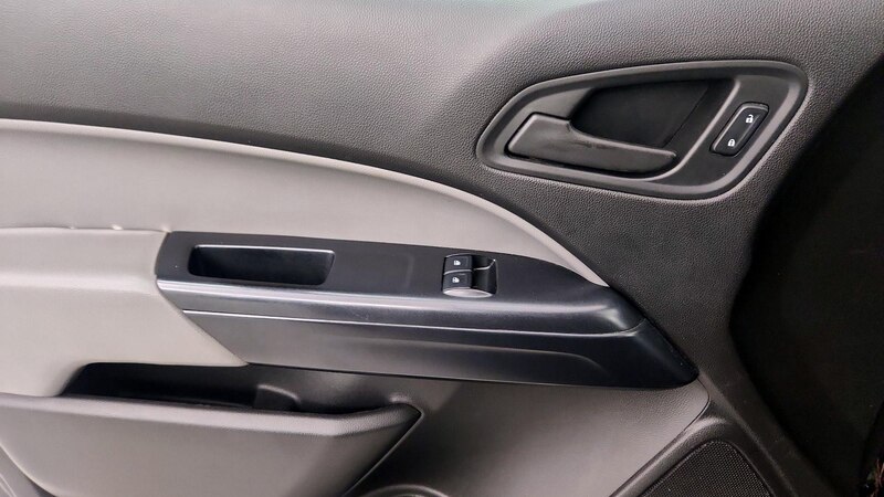 2016 GMC Canyon SL 12