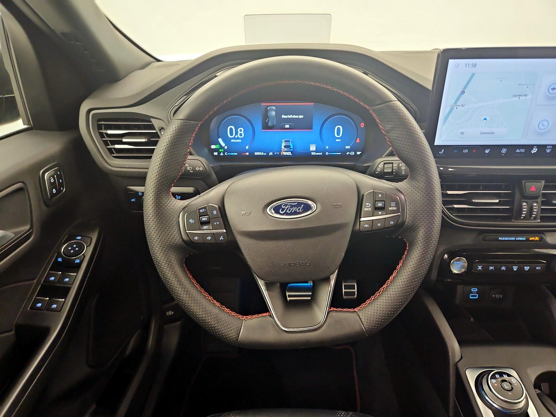 Thumbnail: 2023 Ford Escape - 10