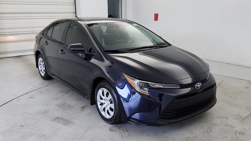 2025 Toyota Corolla LE Hero Image