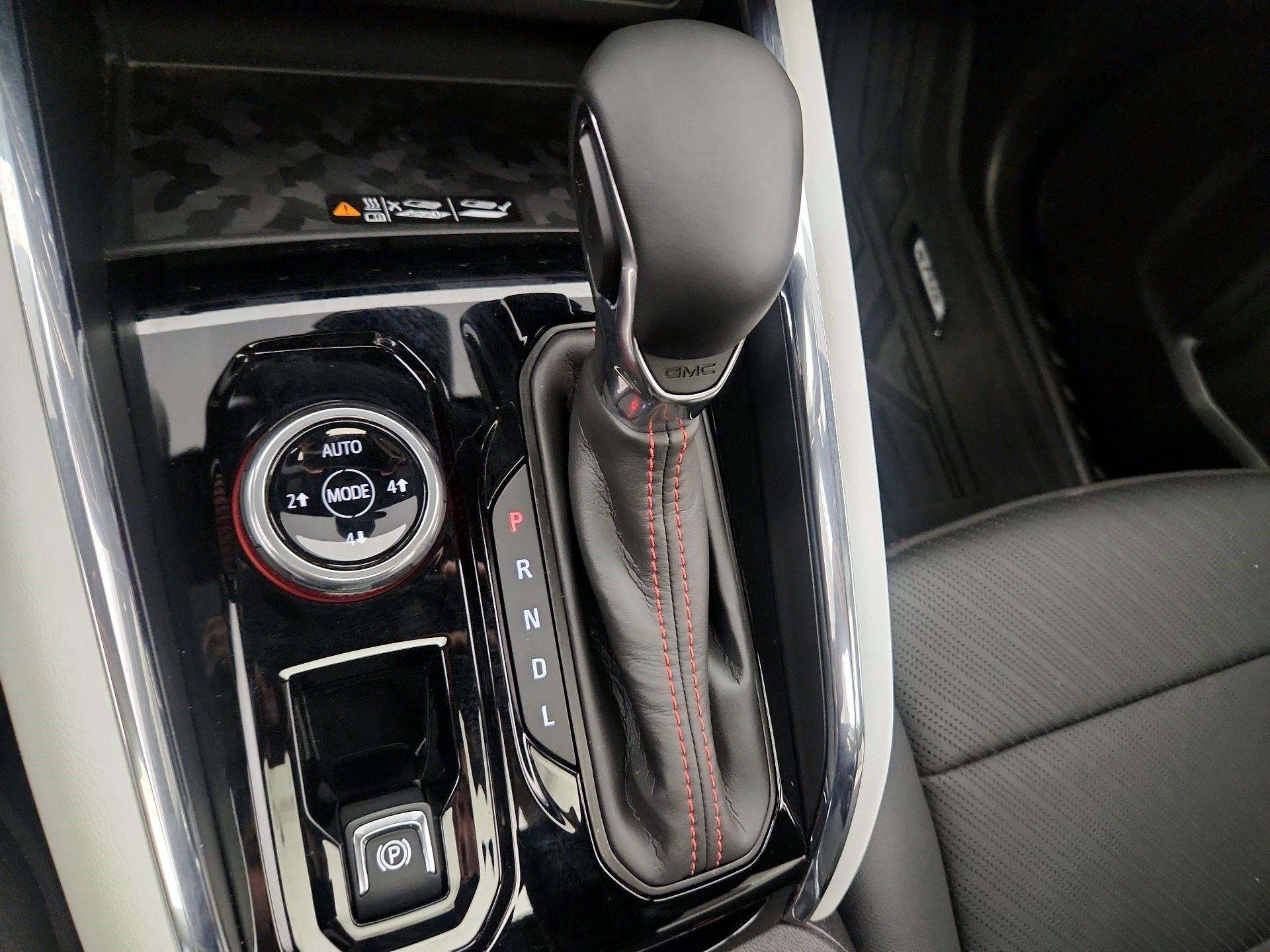 Thumbnail: 2024 GMC Canyon - 18