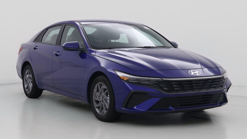 2024 Hyundai Elantra SEL Hero Image