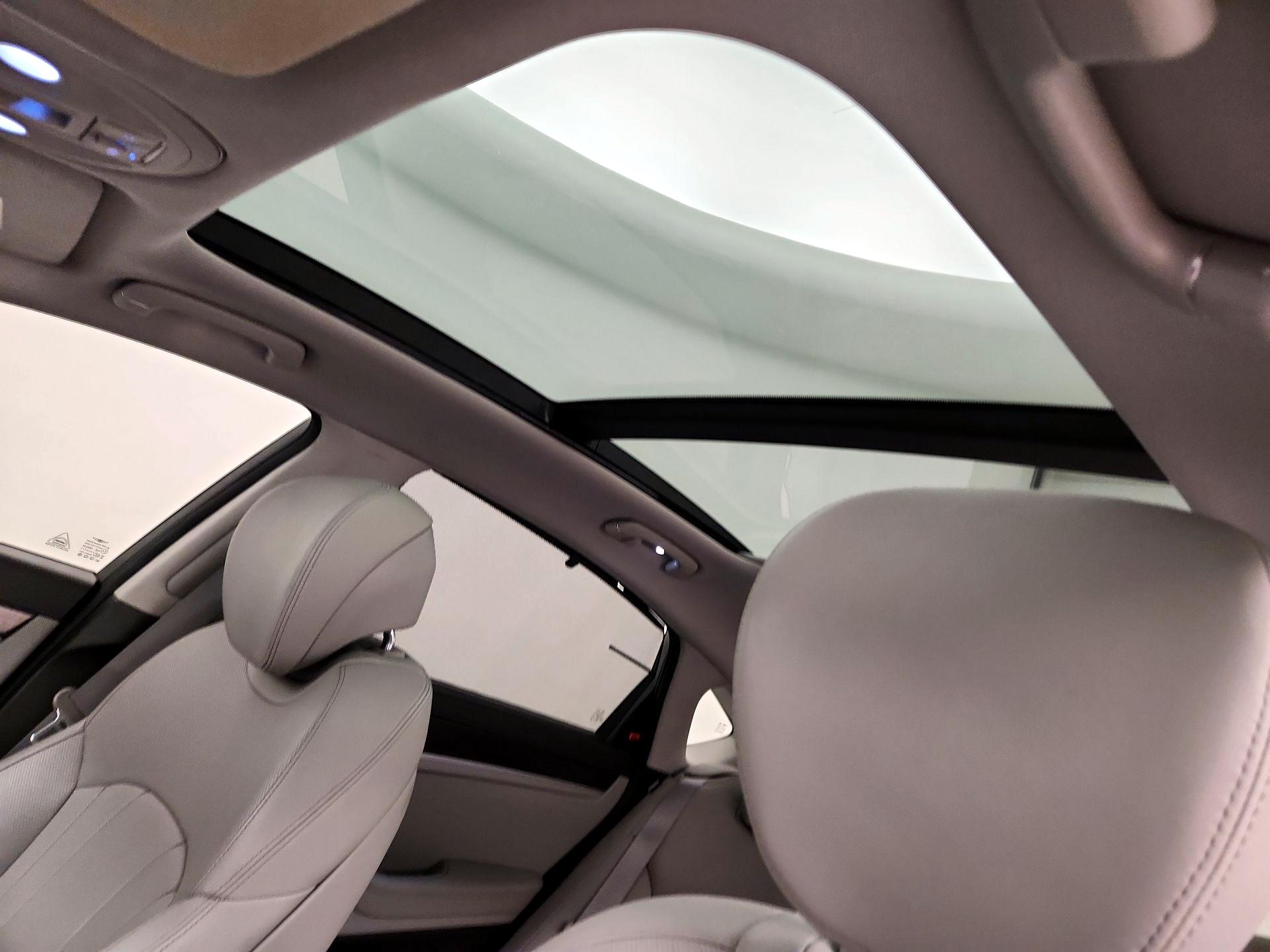 Thumbnail: 2018 Genesis G80 - 20