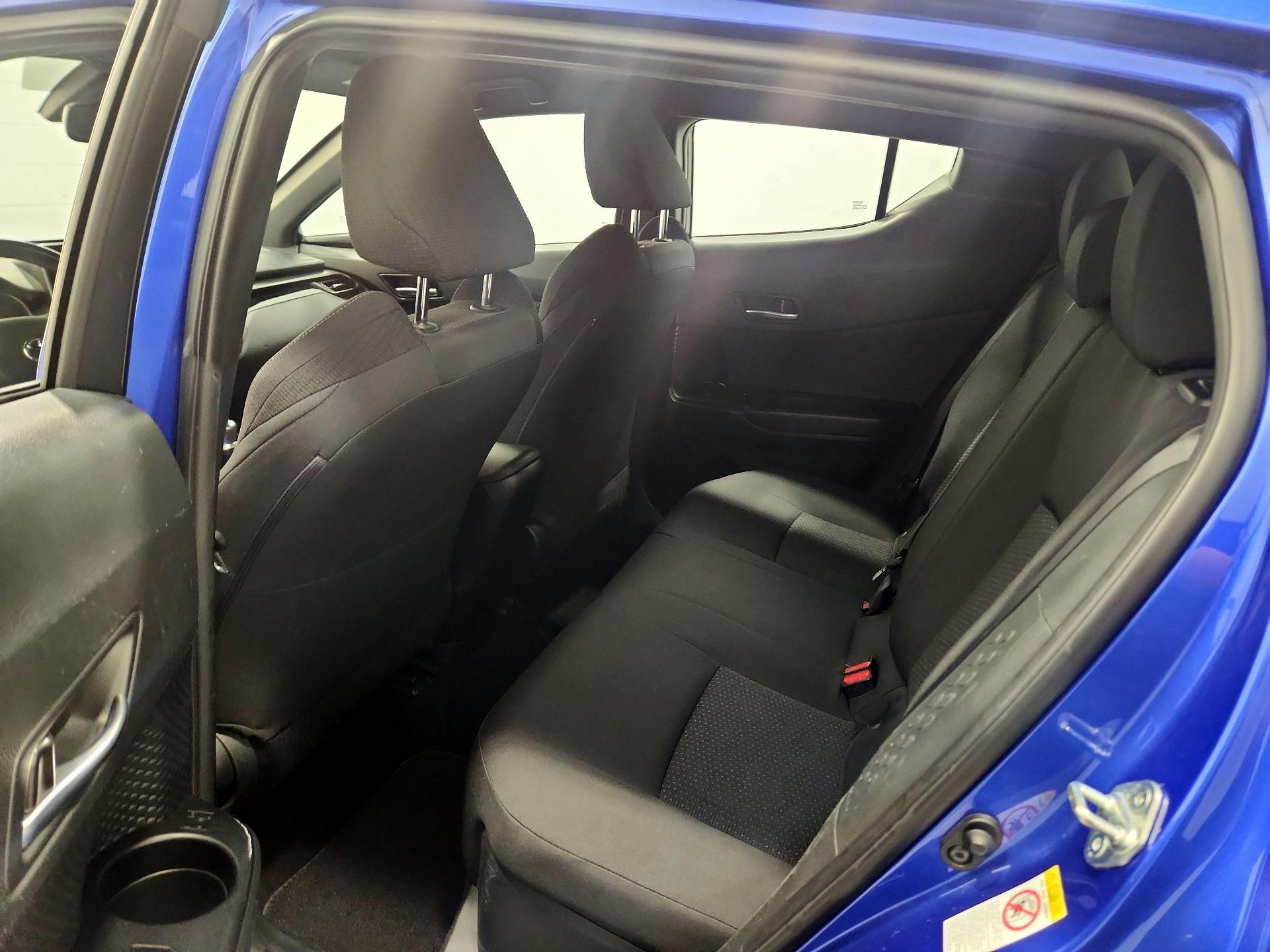 Thumbnail: 2018 Toyota C-HR - 19