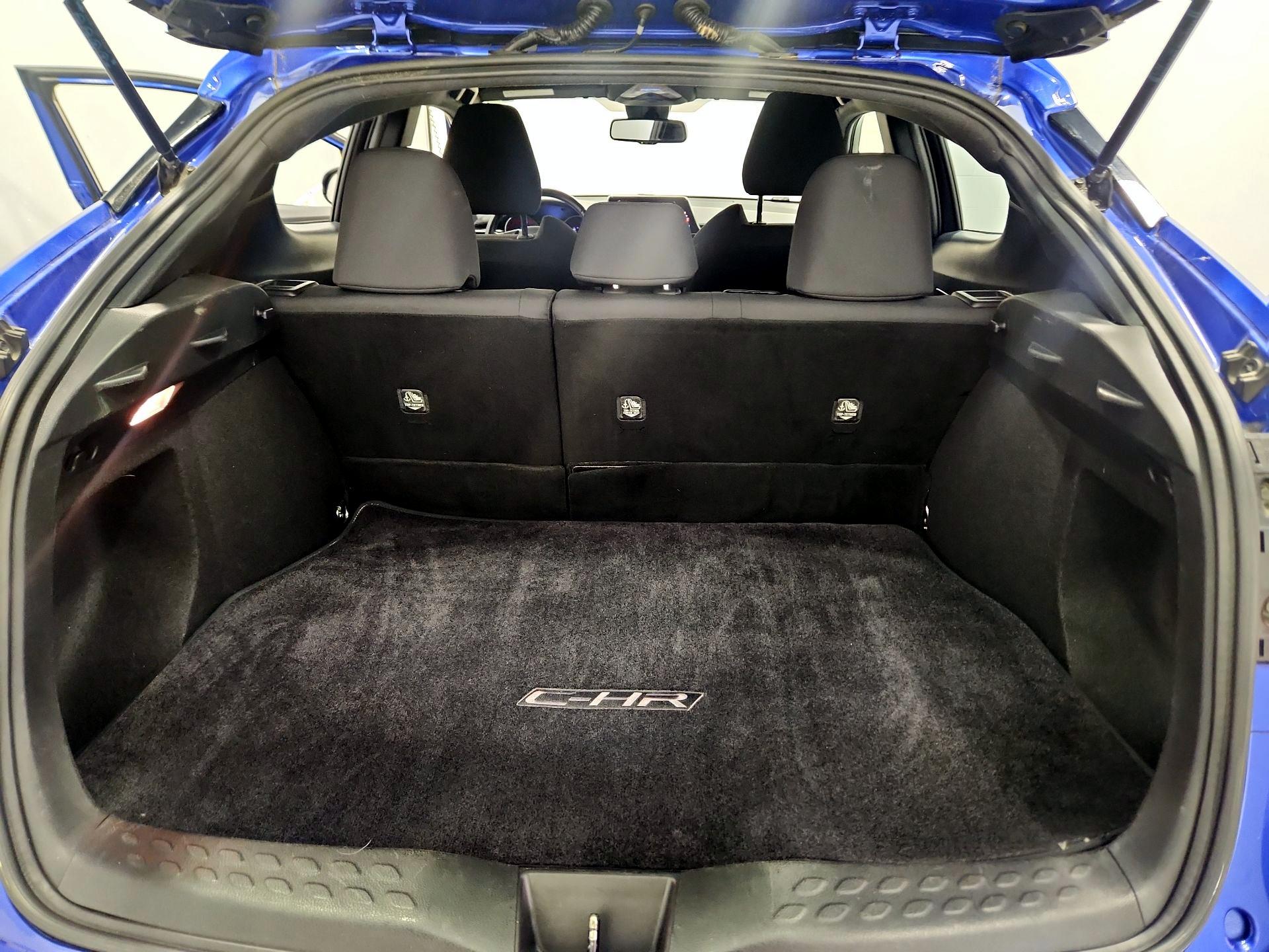 Thumbnail: 2018 Toyota C-HR - 20