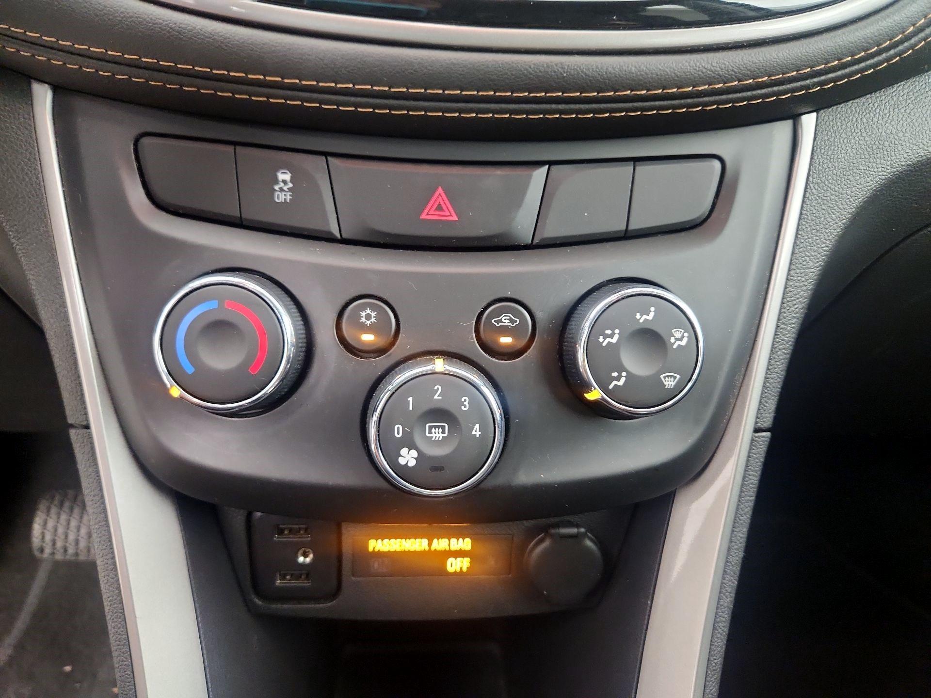 Thumbnail: 2021 Chevrolet Trax - 16