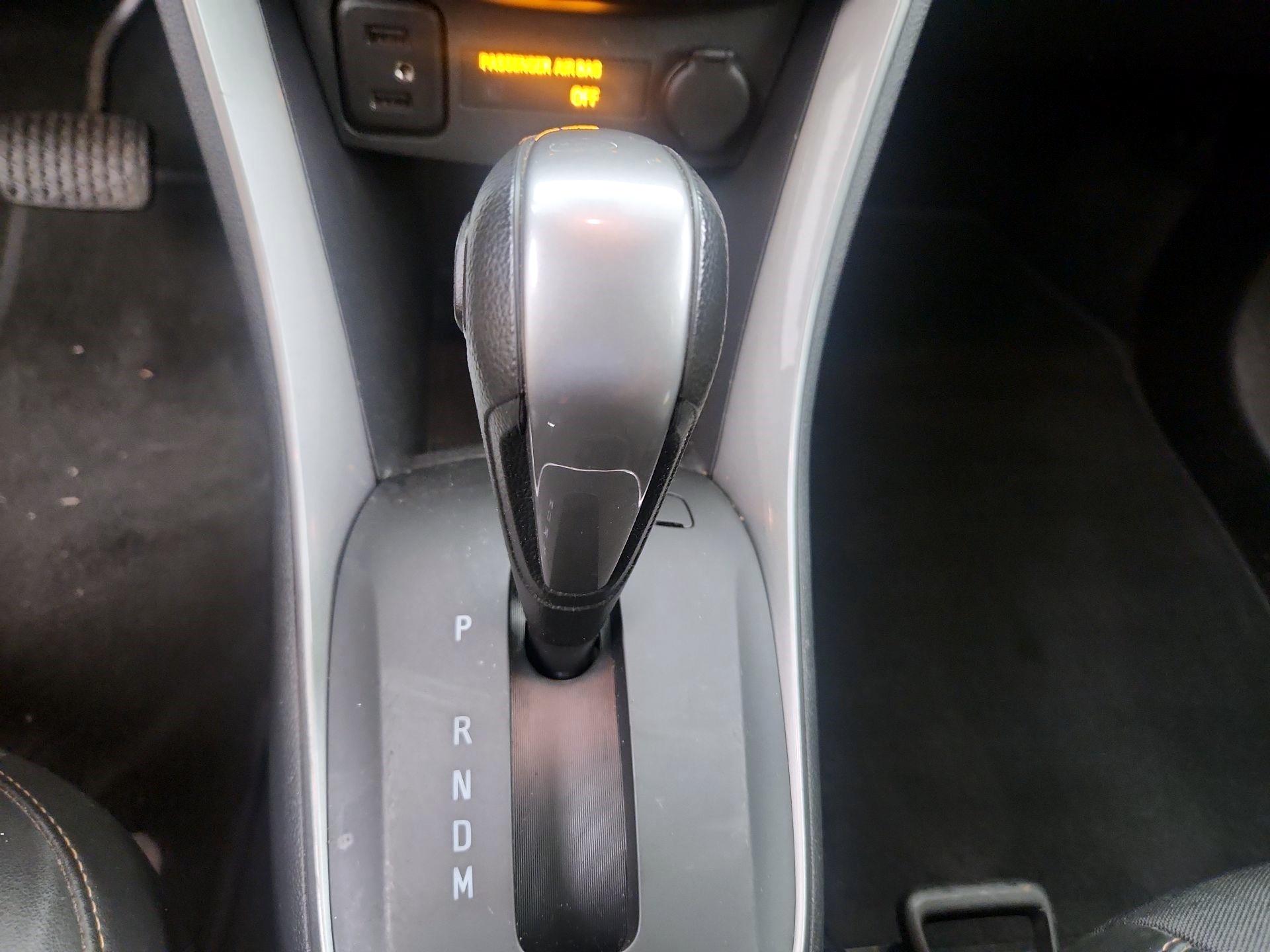 Thumbnail: 2021 Chevrolet Trax - 17