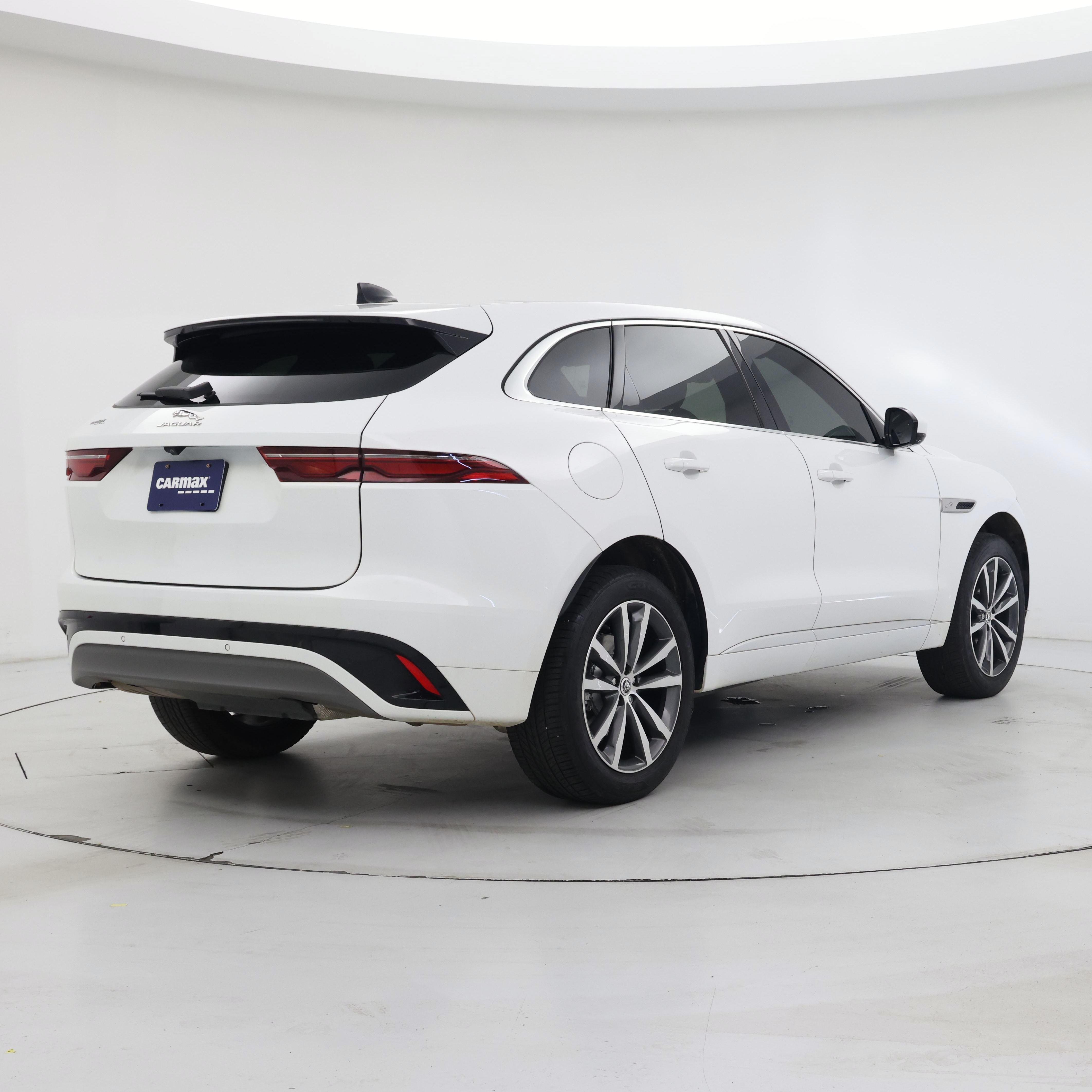 Thumbnail: 2024 Jaguar F-Pace - 8