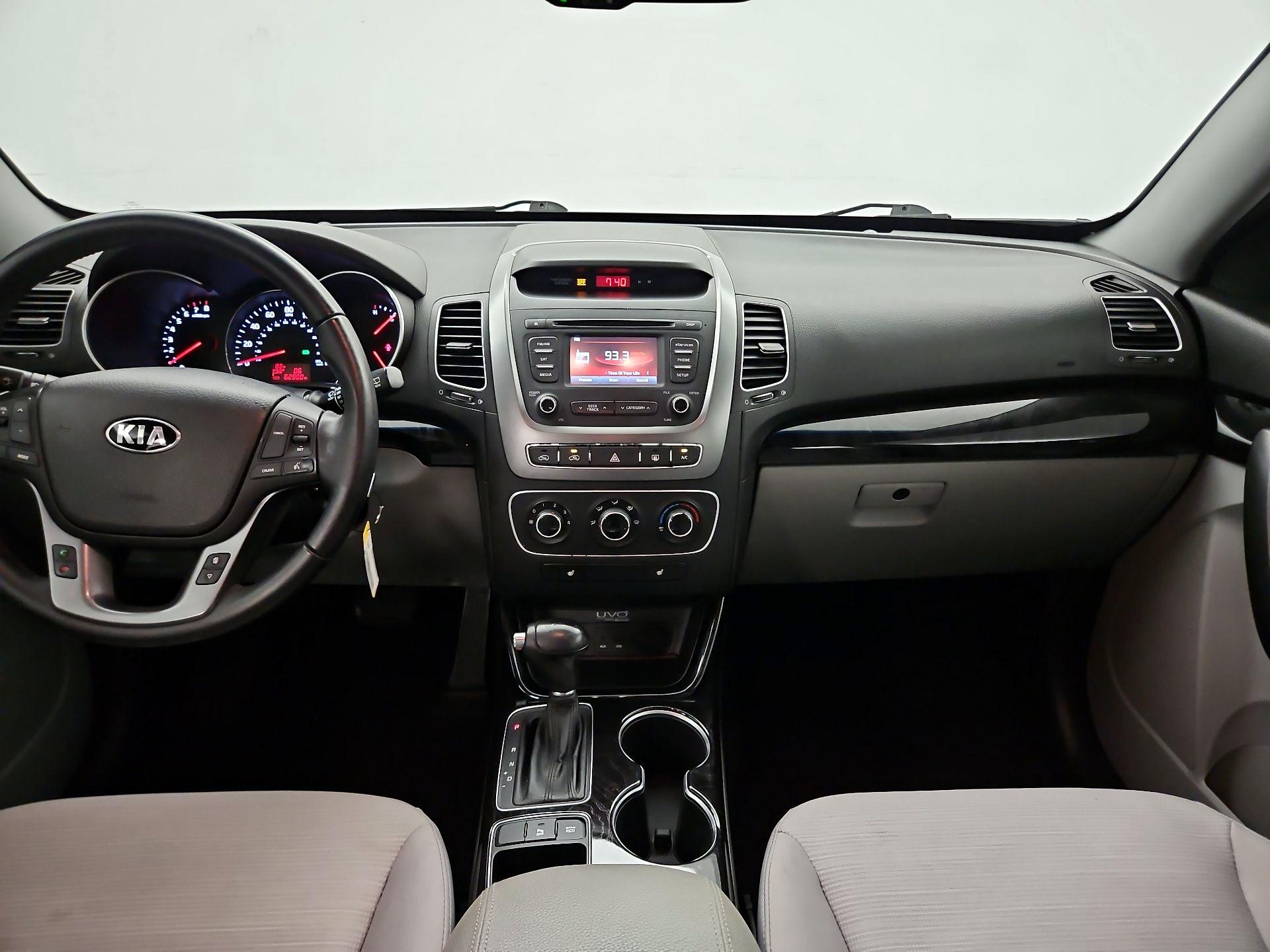Thumbnail: 2014 Kia Sorento - 9