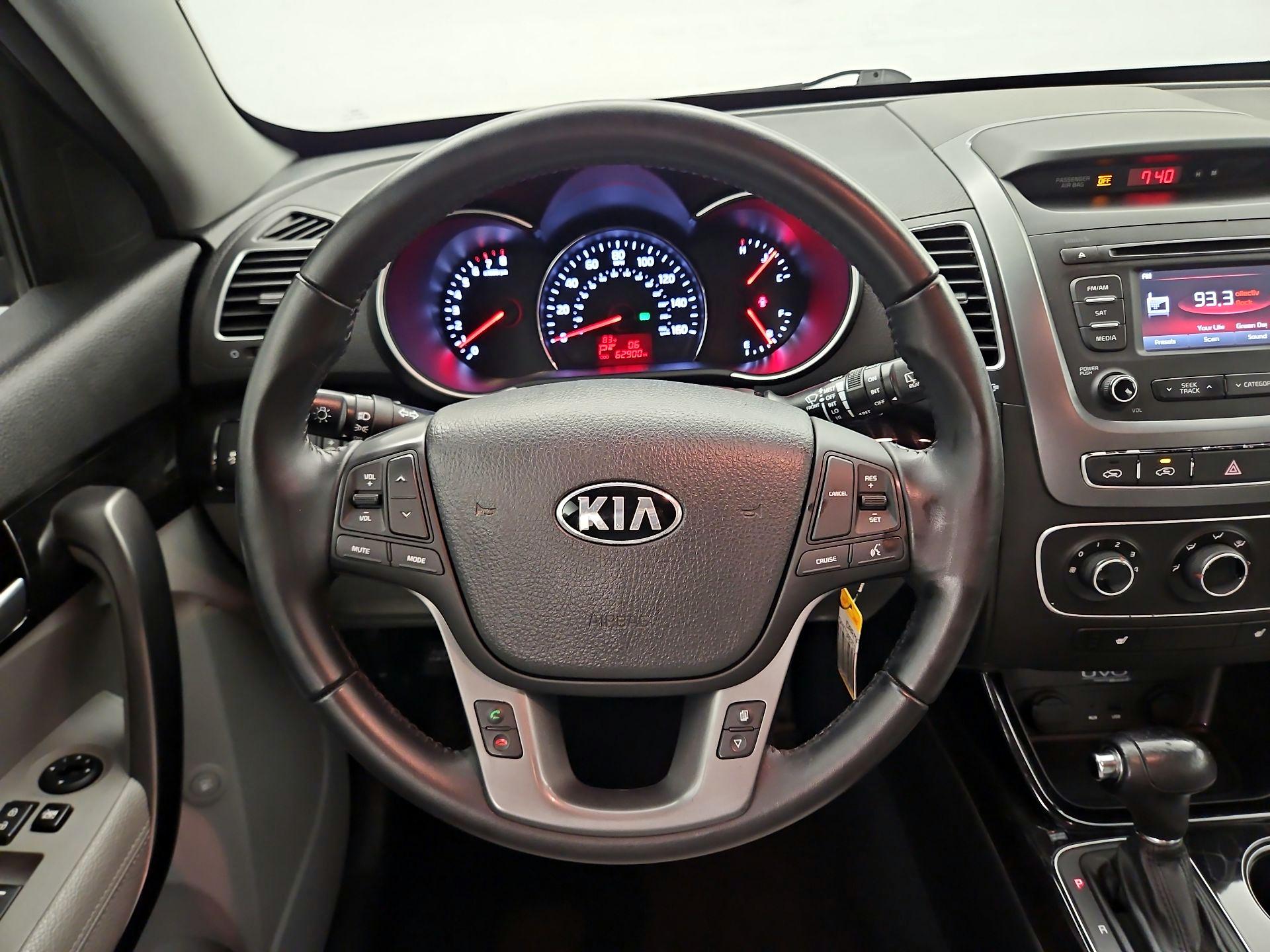 Thumbnail: 2014 Kia Sorento - 10
