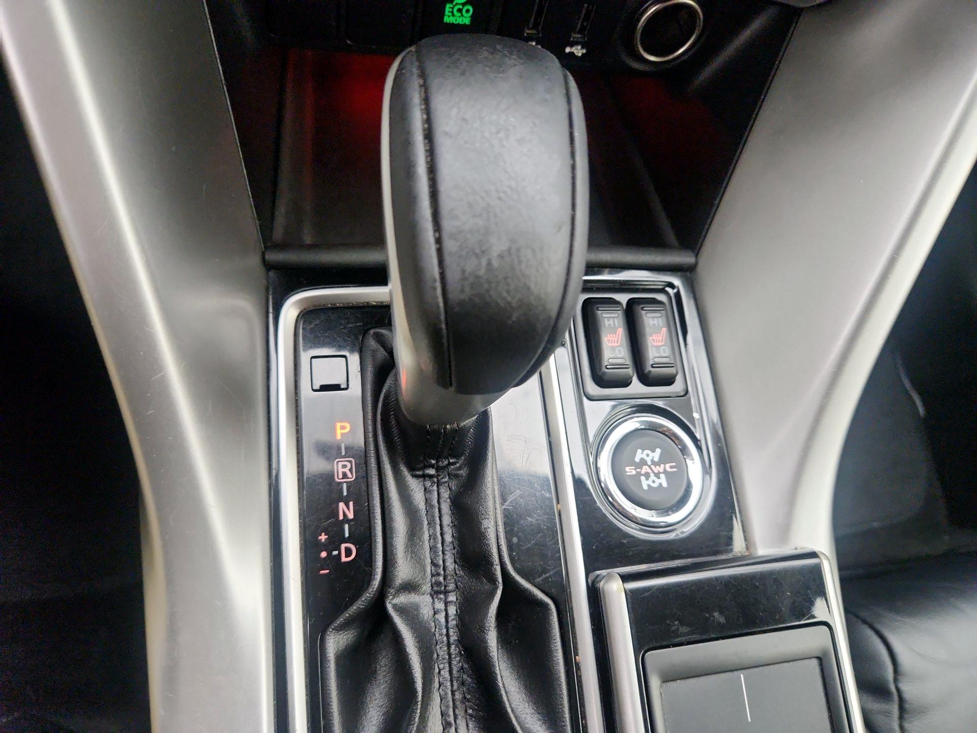 Thumbnail: 2018 Mitsubishi Eclipse Cross - 17