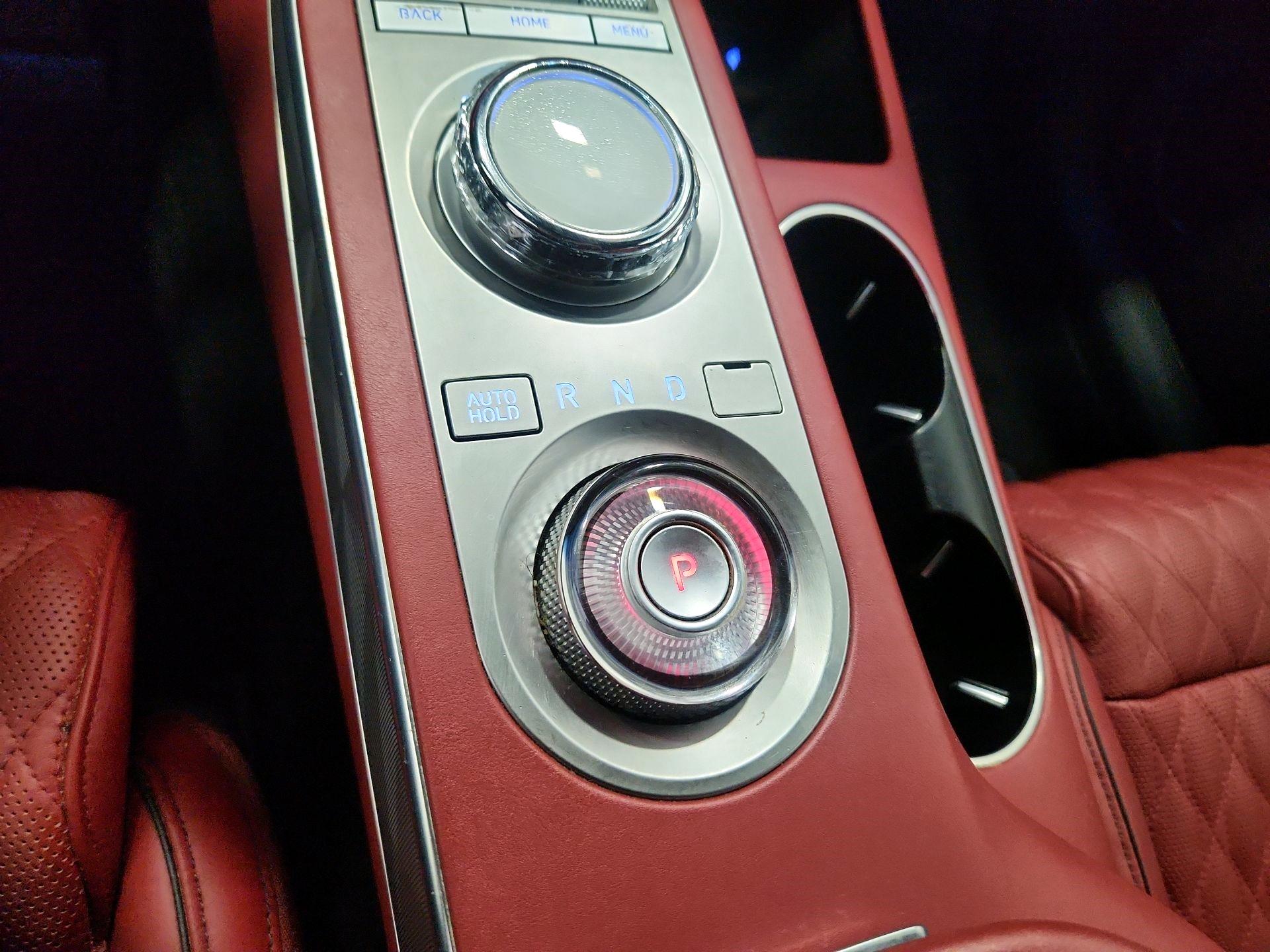 Thumbnail: 2022 Genesis GV70 - 17