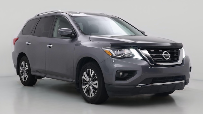 2018 Nissan Pathfinder SL Hero Image